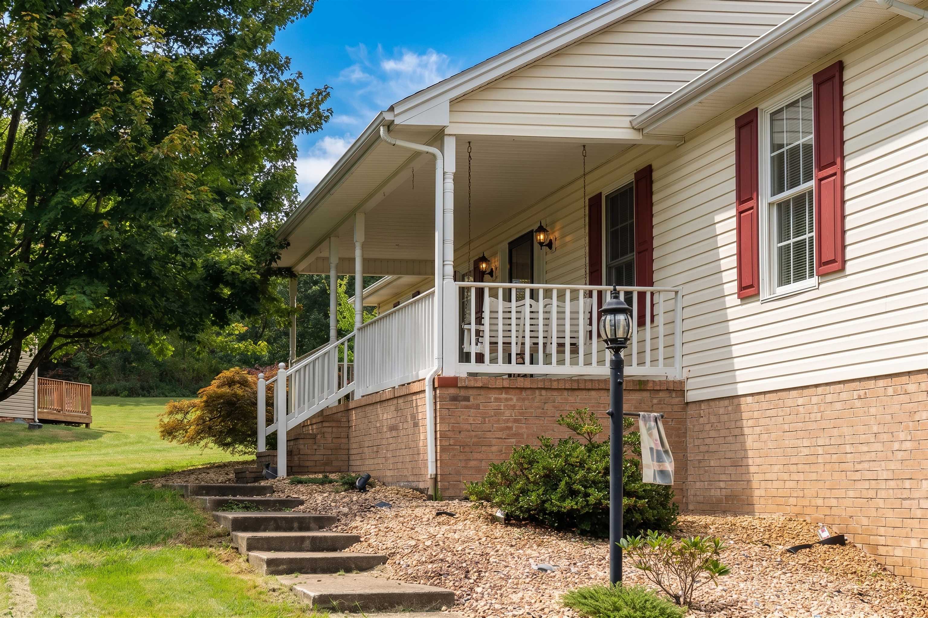 30 LOST POND CT