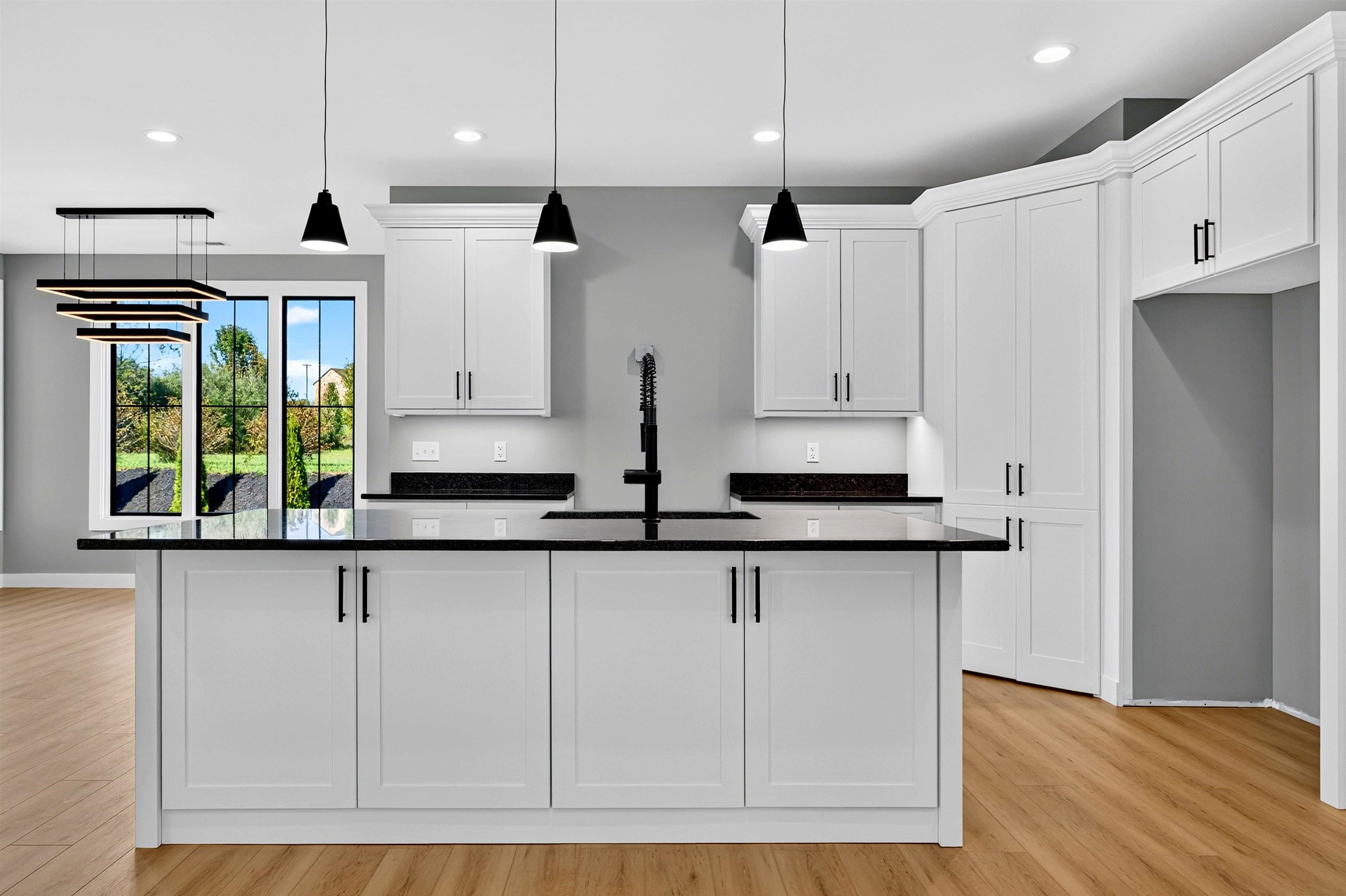 200 GRAY DR