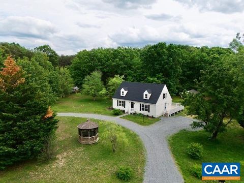 Photo of 21 Zion Ct, Zion Crossroads, VA 22942 (MLS # 658783)