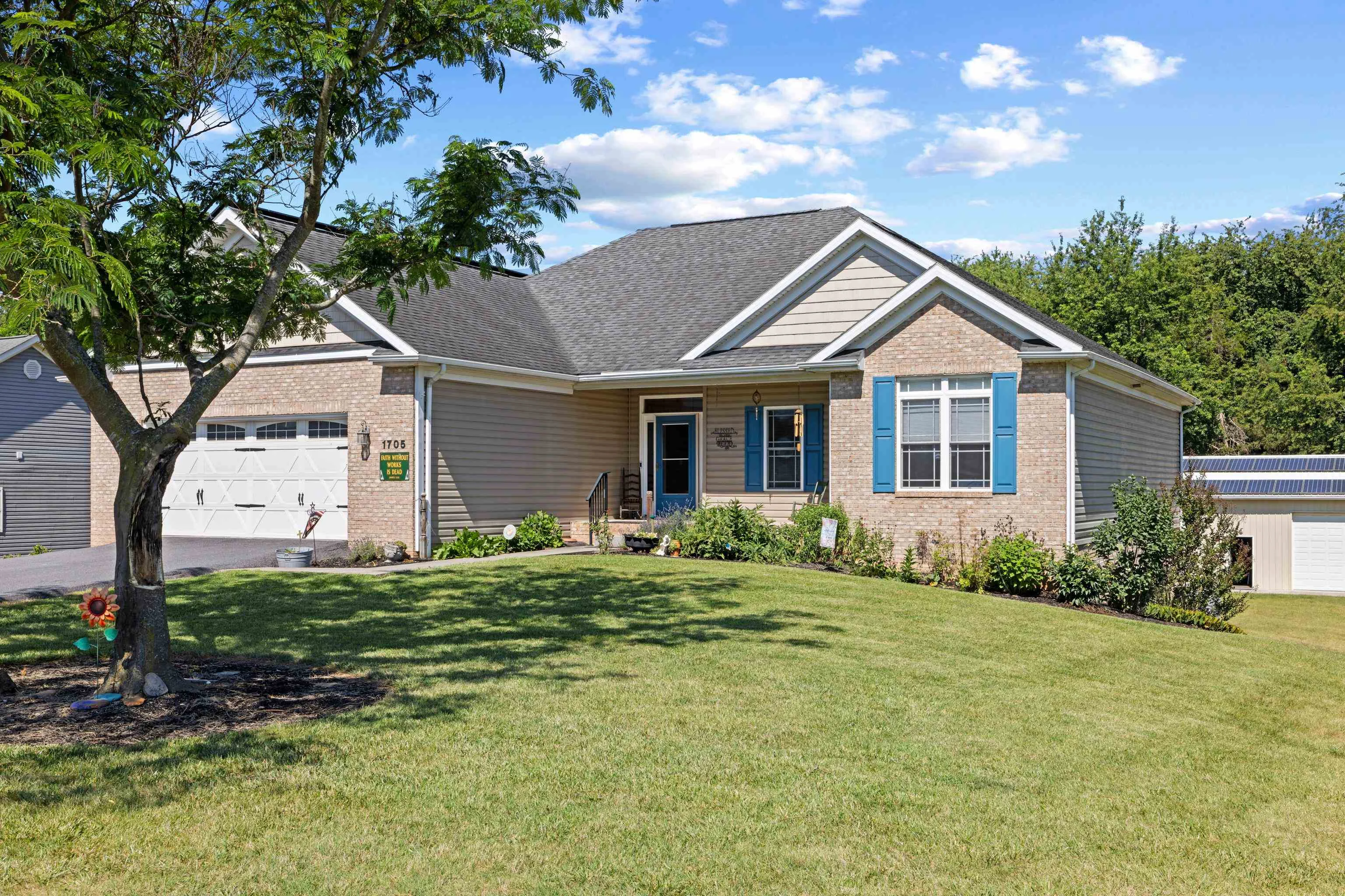 1705 Holly Ave, Grottoes, VA, 24441