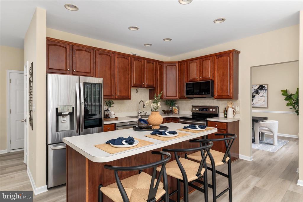 6118 OLIVERA AVE