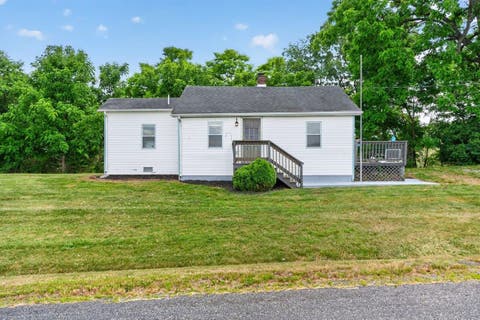 Photo for 406 HEWITT RD