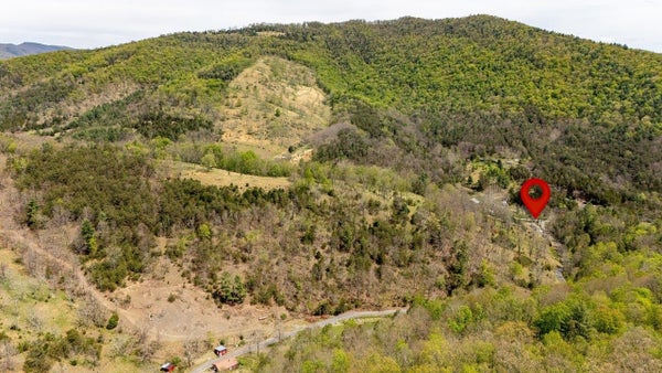24 STRAUTER RD, FRANKLIN, WV 26807 - Image d5df08e27f4bd9397908764d66cfe02b/2126100352