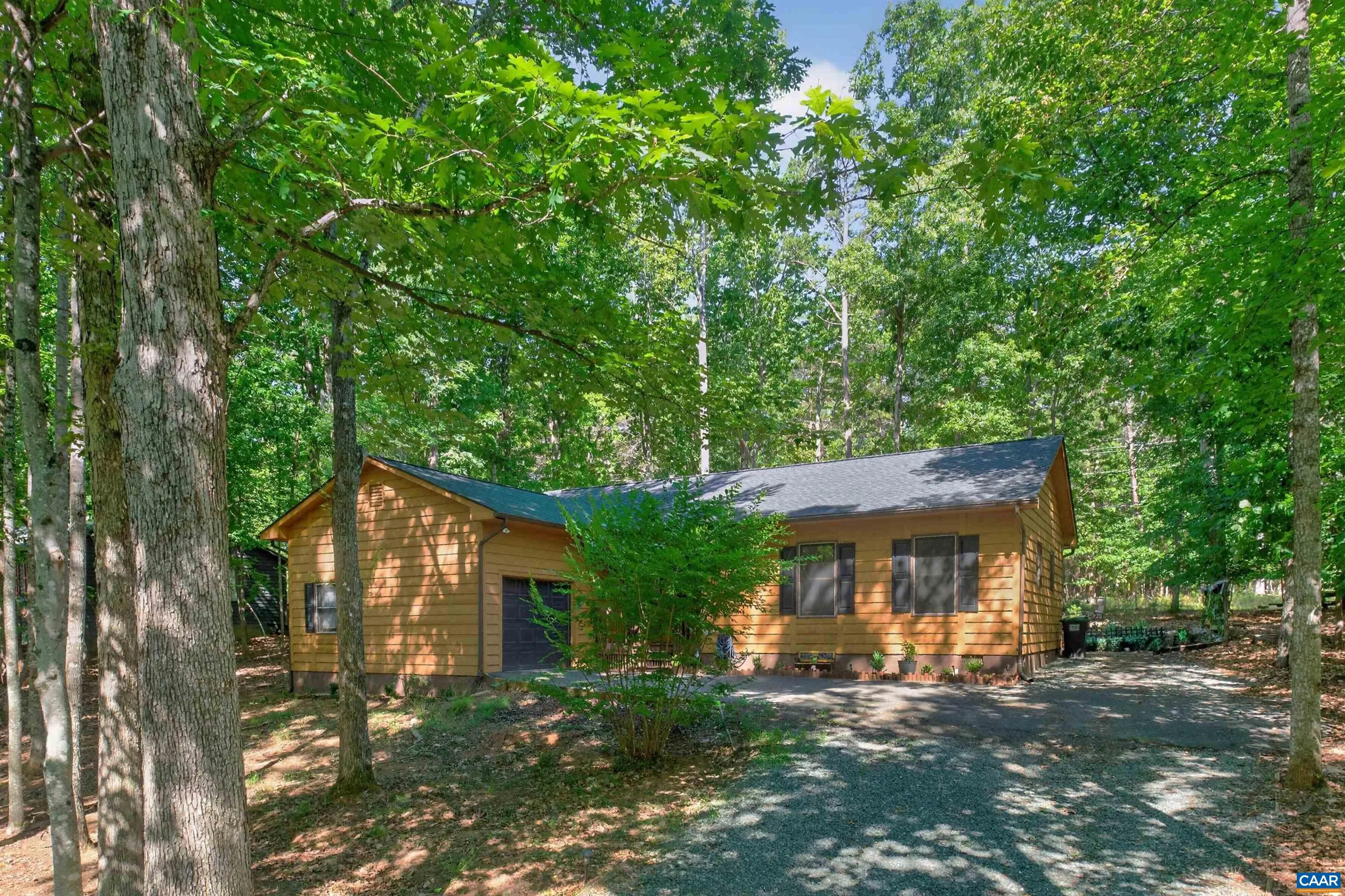 377 Jefferson Dr