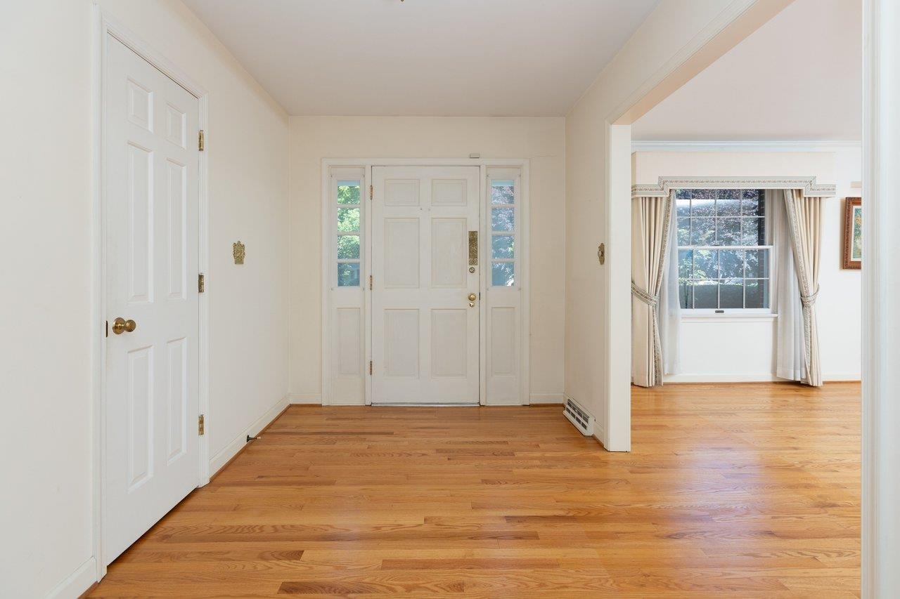 1270 NOVA DR
