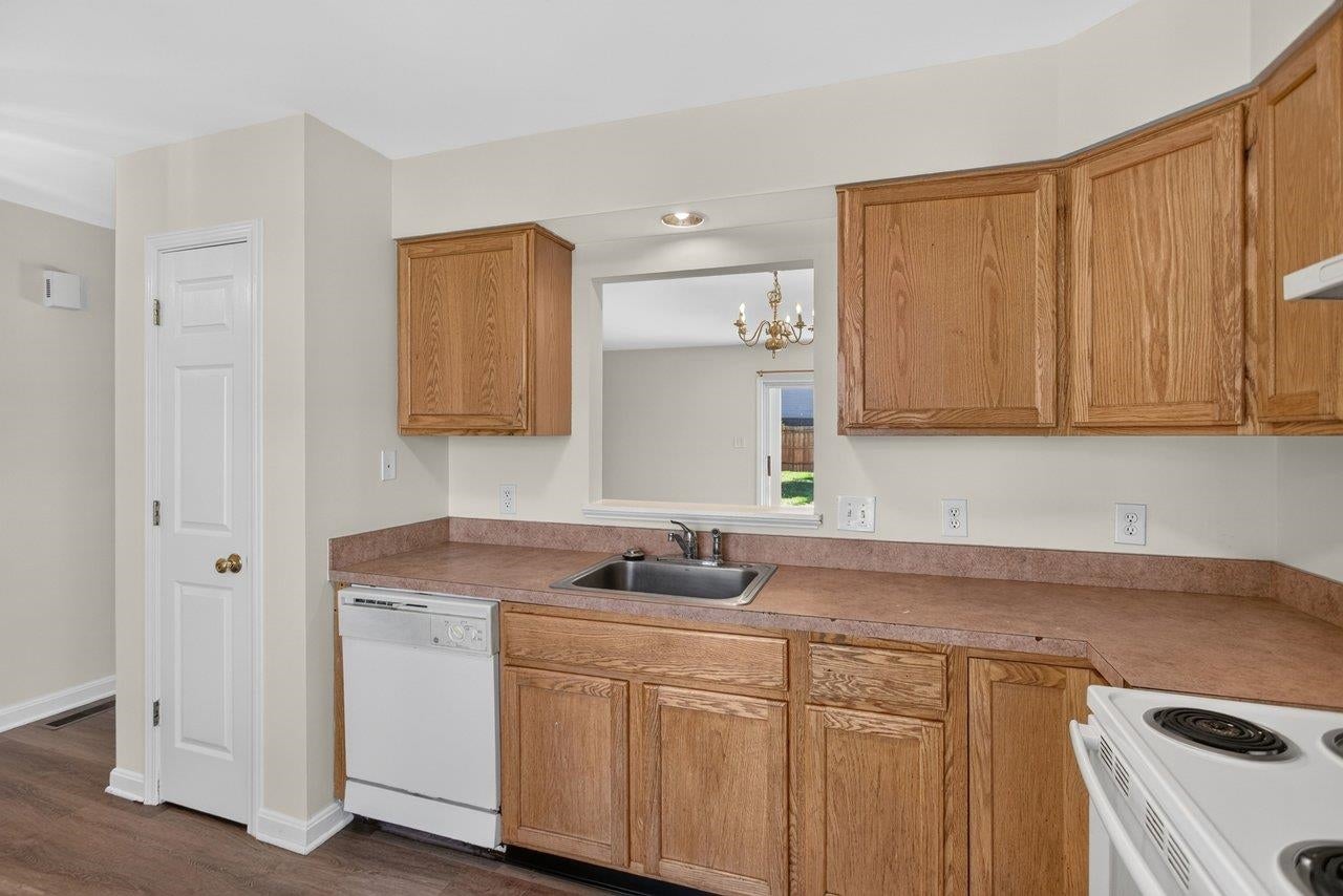 1232 COMMERCIAL CT