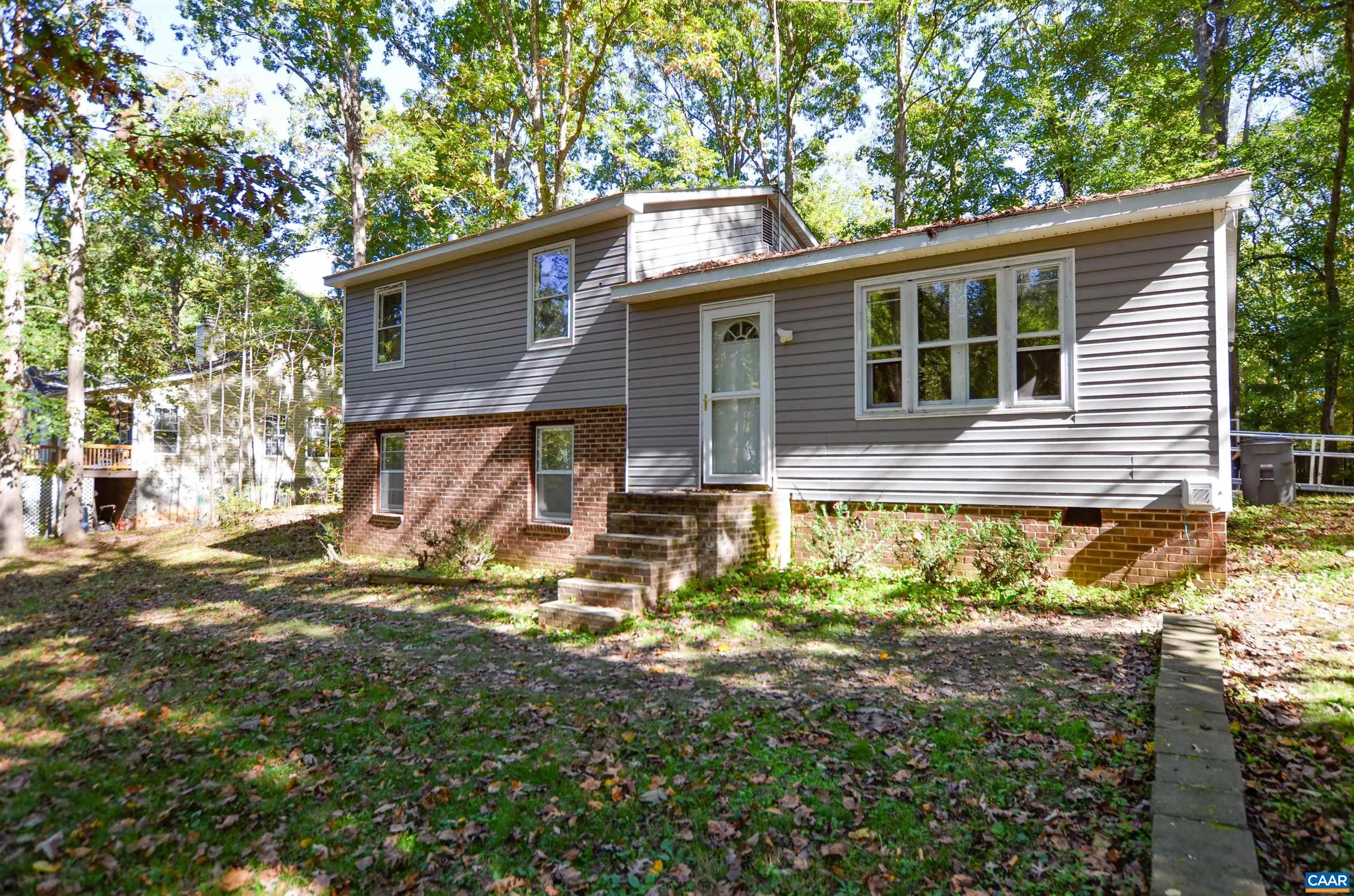 96 Ash Rd