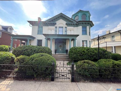 Photo of 409 Park St, Charlottesville, VA 22902 (MLS # 666038)
