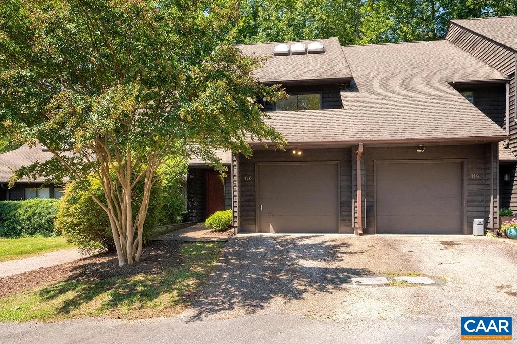 116 Blithe Ct