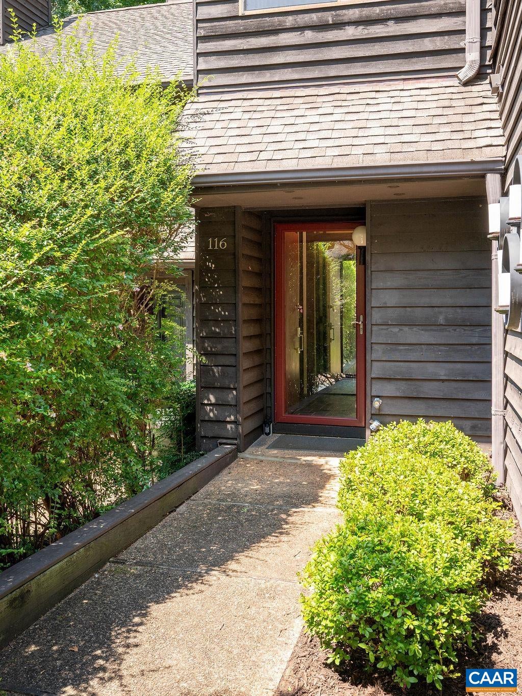 116 BLITHE CT
