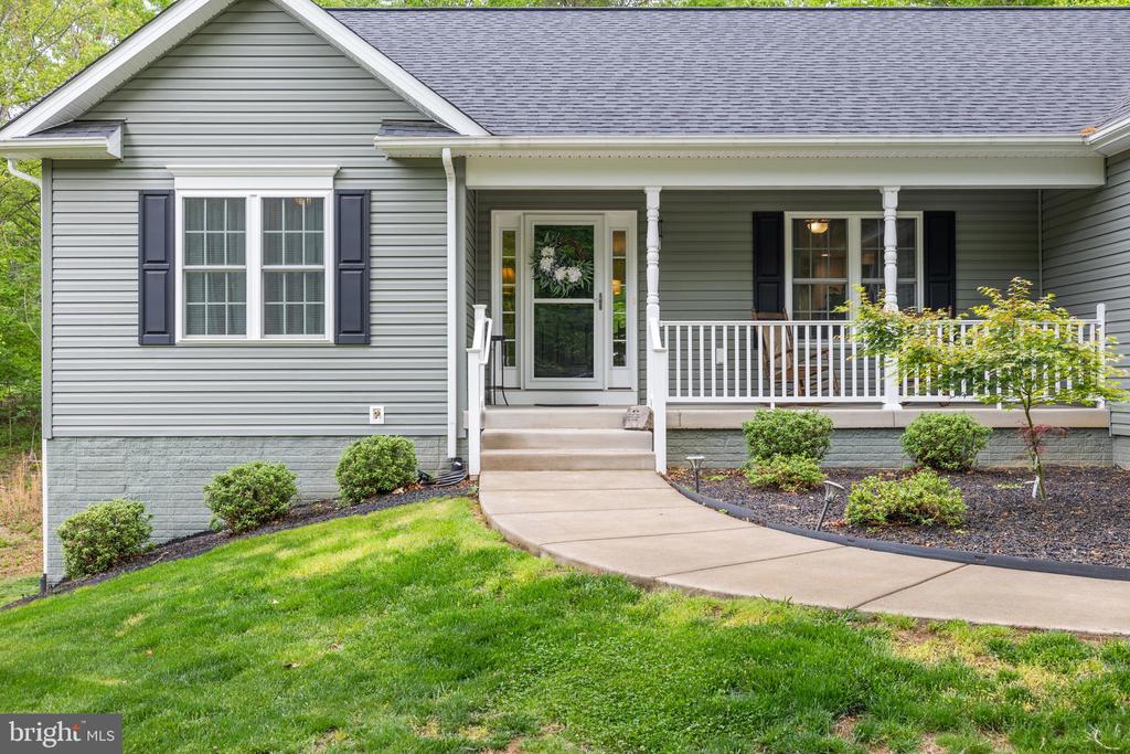 132 PINEHURST DR DR