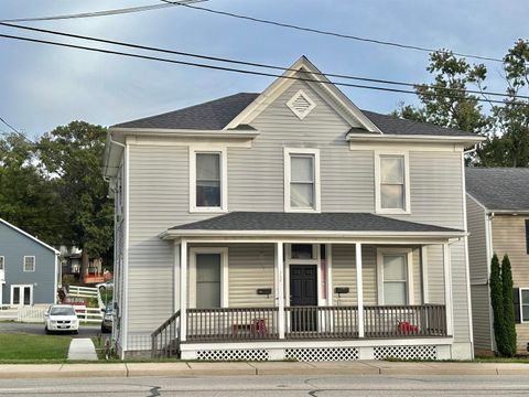 Photo of 268 Delphine Ave N, Waynesboro, VA 22980 (MLS # 669708)