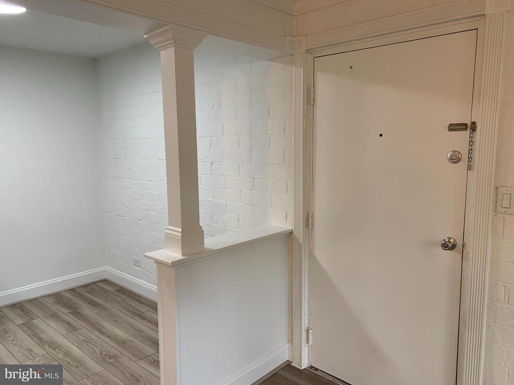 1800 JEFFERSON PARK AVE 65
