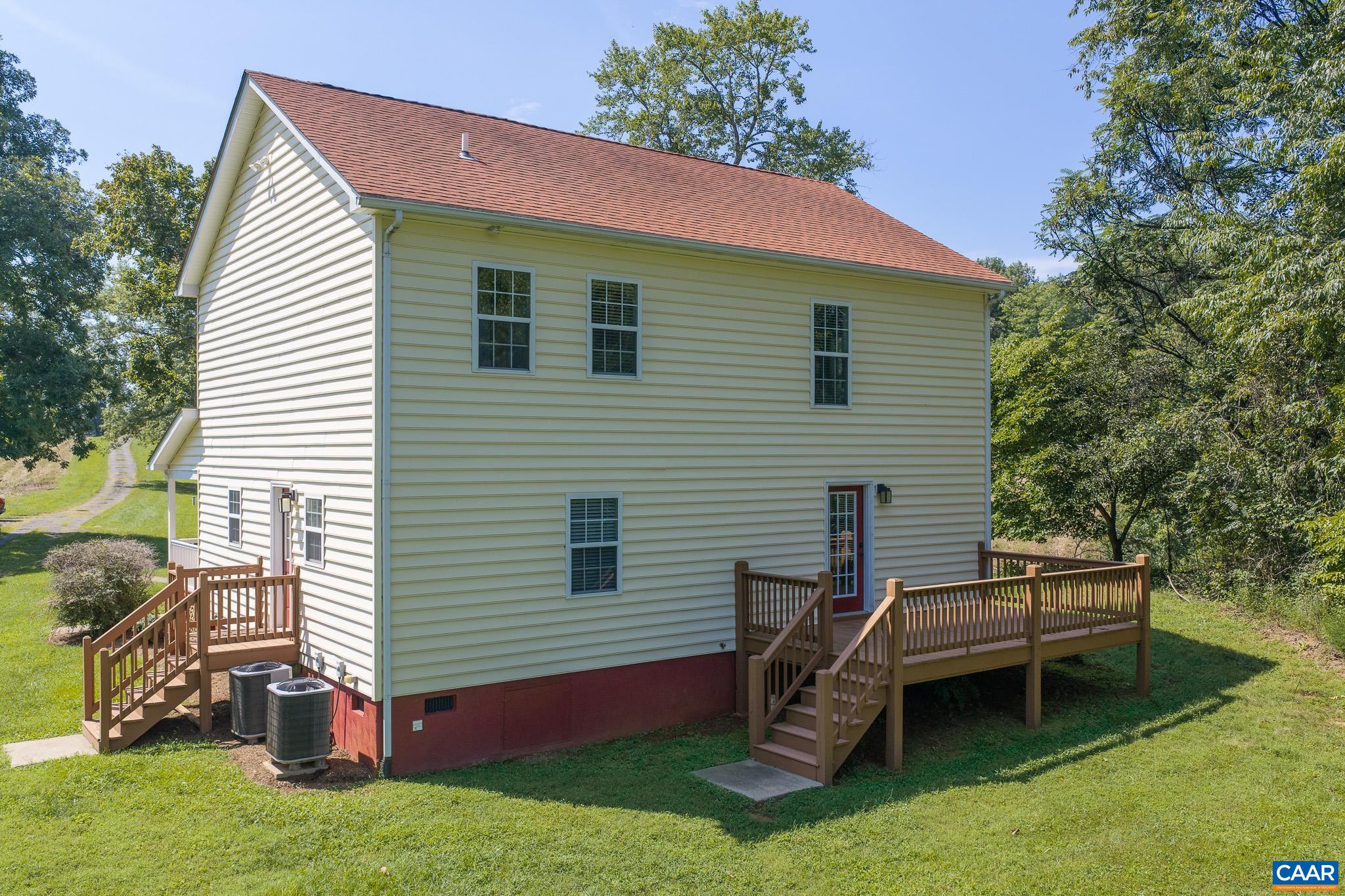 3595 RED HILL RD