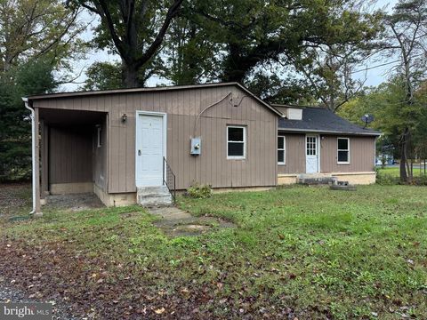 Photo of 8724 Brock Rd, Spotsylvania, VA 22553 (MLS # VASP2036940)