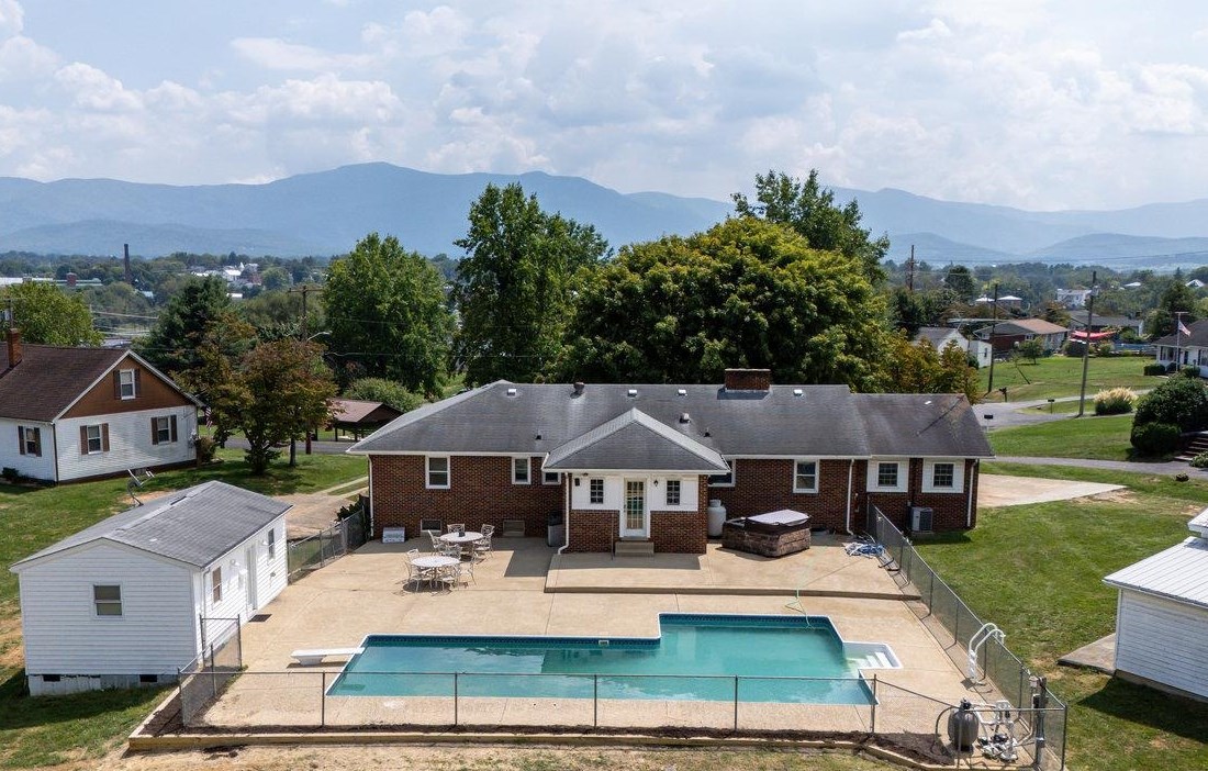 Listing image 6
