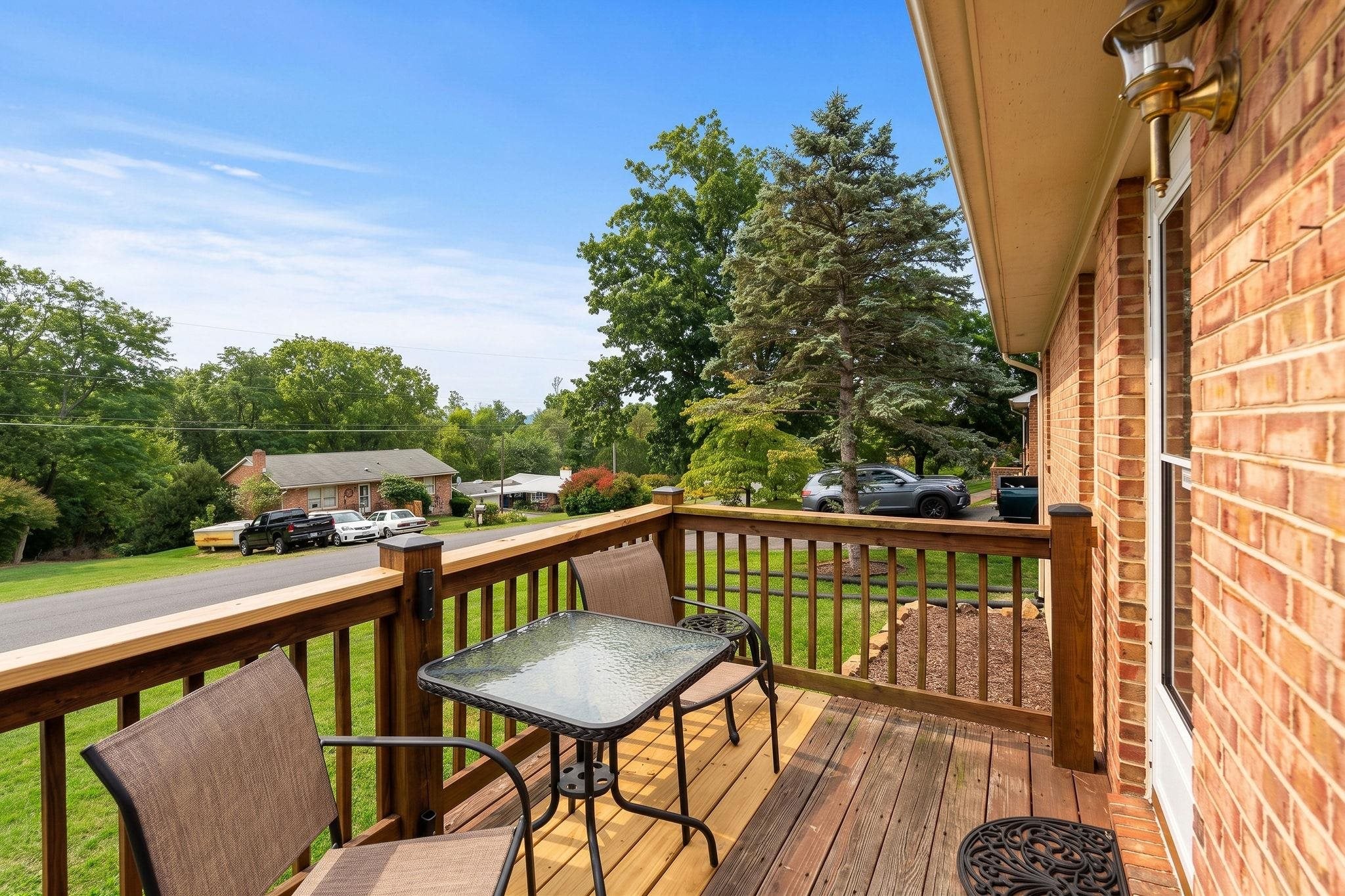 17 KEN VIEW AVE