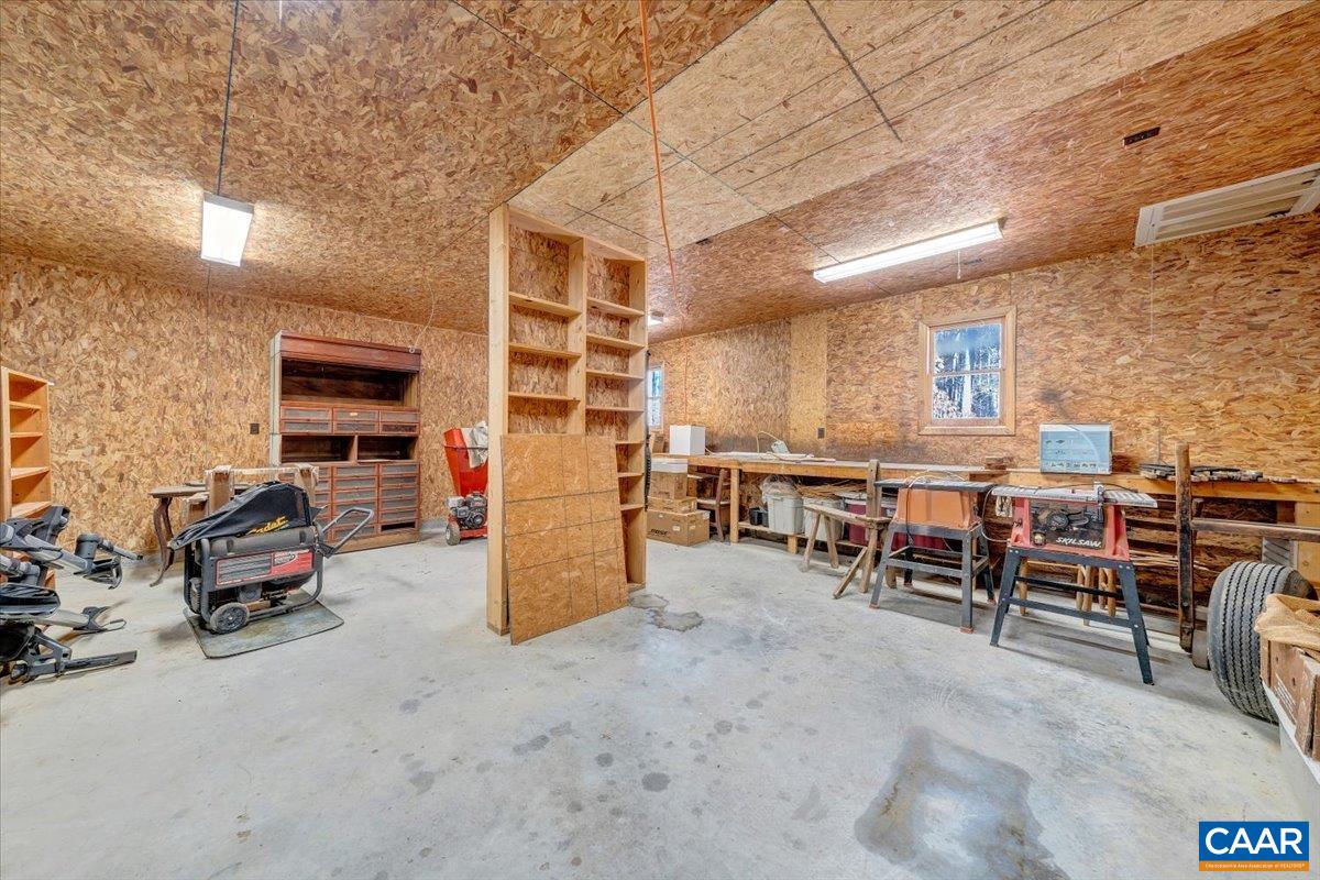 Farmville, Virginia 23901, United States, 3 Bedrooms Bedrooms, ,3 BathroomsBathrooms,Residential,Active,256845