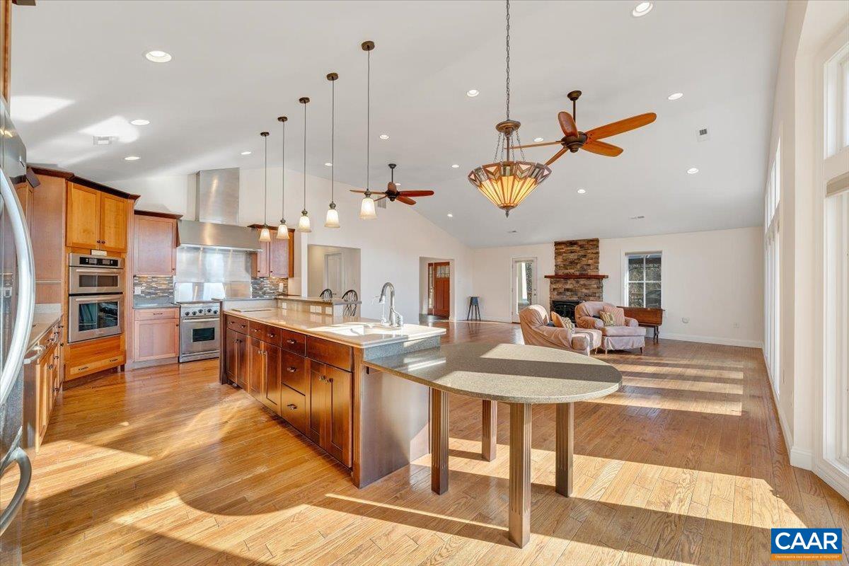 Farmville, Virginia 23901, United States, 3 Bedrooms Bedrooms, ,3 BathroomsBathrooms,Residential,Active,256845