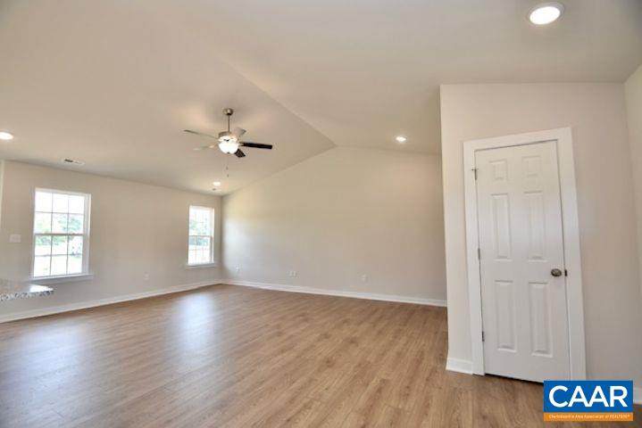 410 KENTS MILL RD