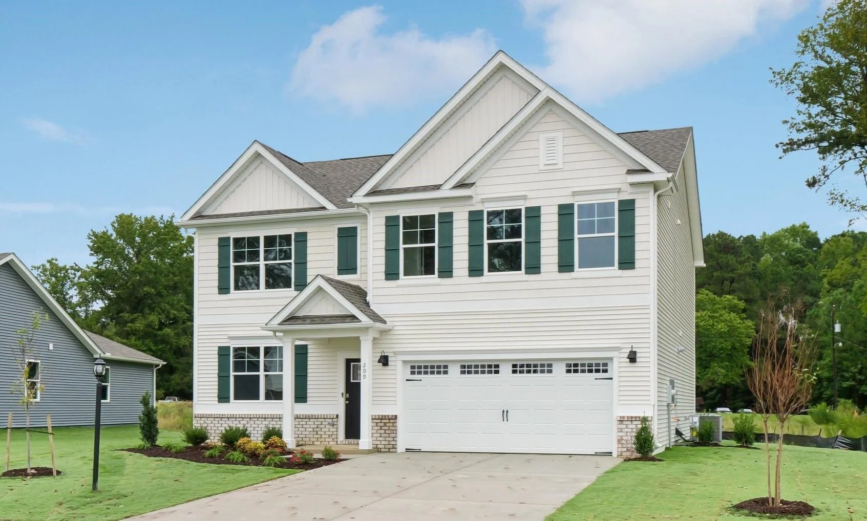 207 Chamberlain Dr