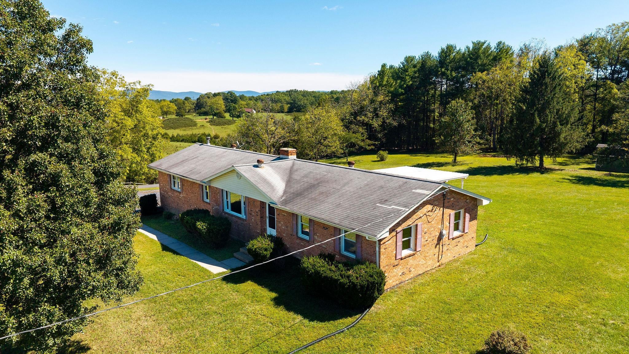 71 HERMITAGE RD