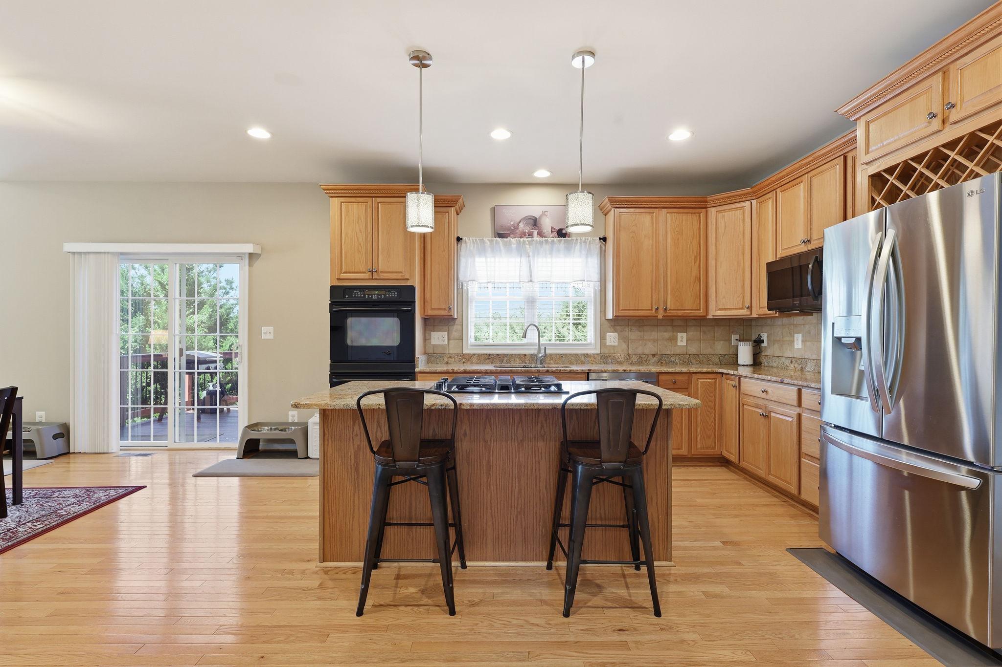 7116 CROWN JEWELS CT