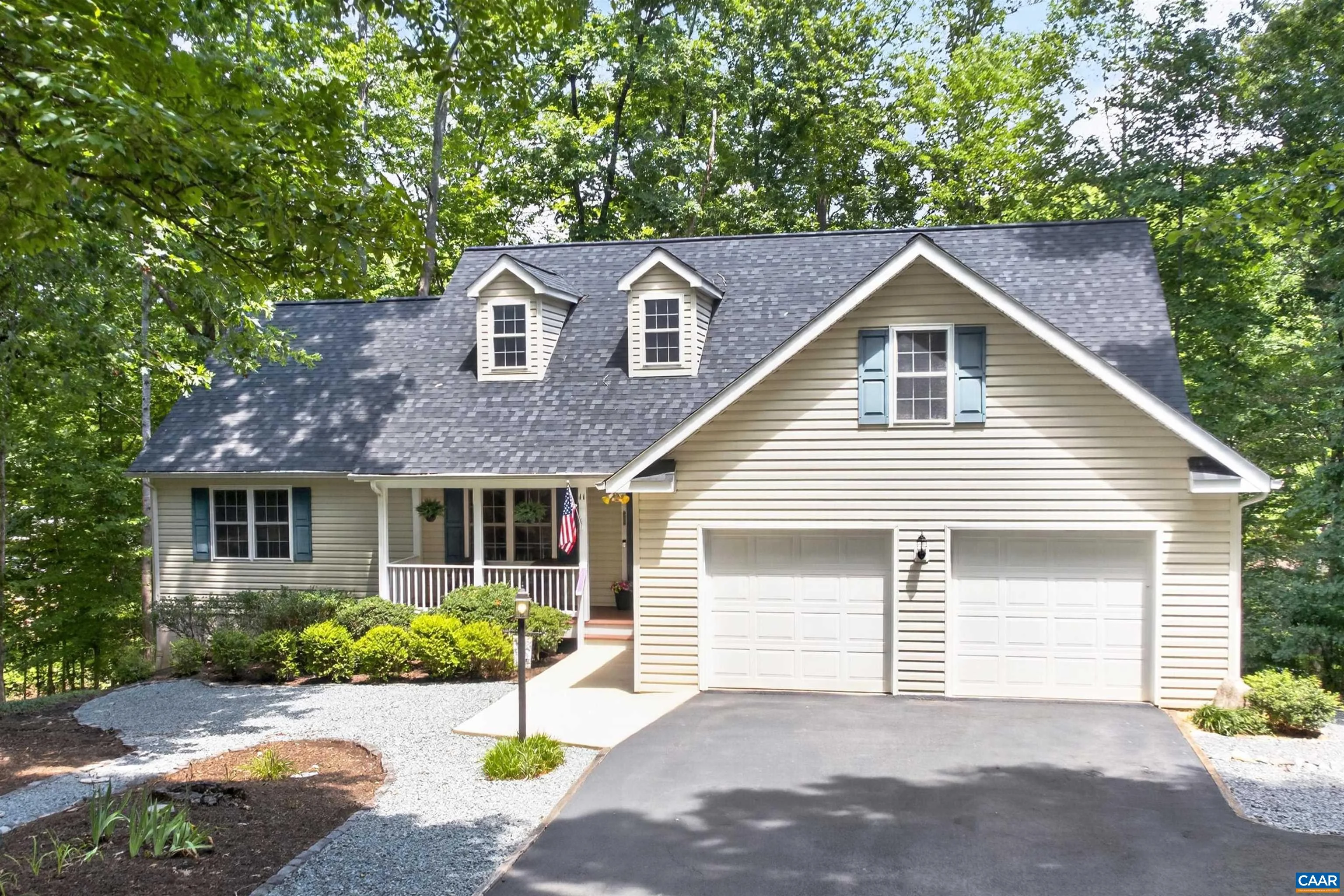 11 Chatham Ln