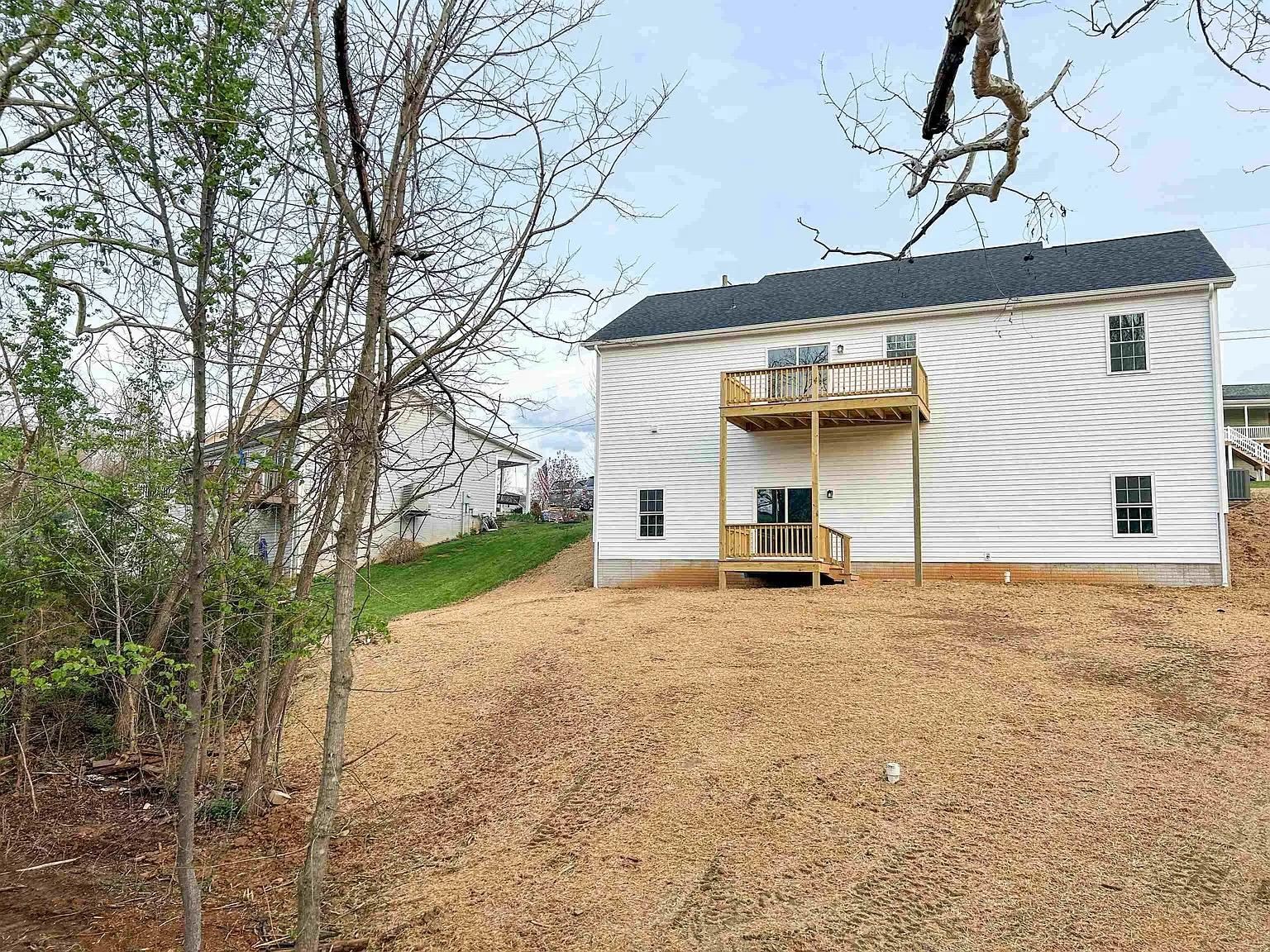 47 LOCUSTDALE LOOP