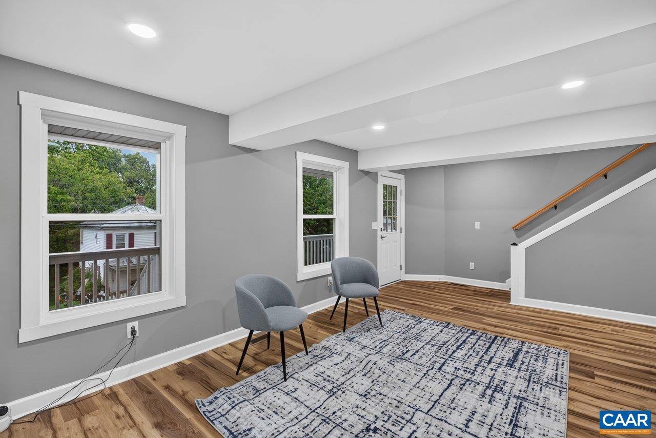 427 MONTGOMERY AVE