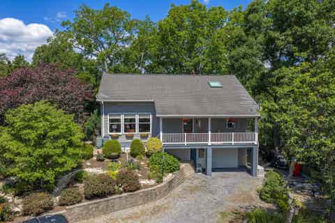 Photo for 40 WEAVERS WAY