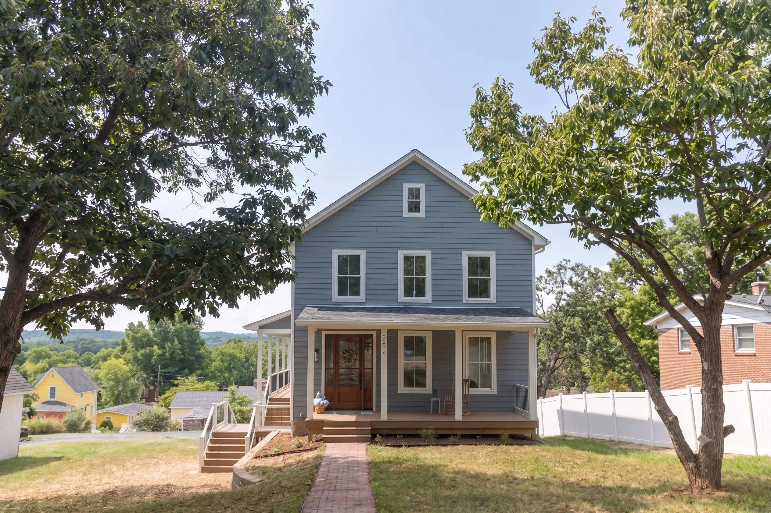 2235 Spruce Ave