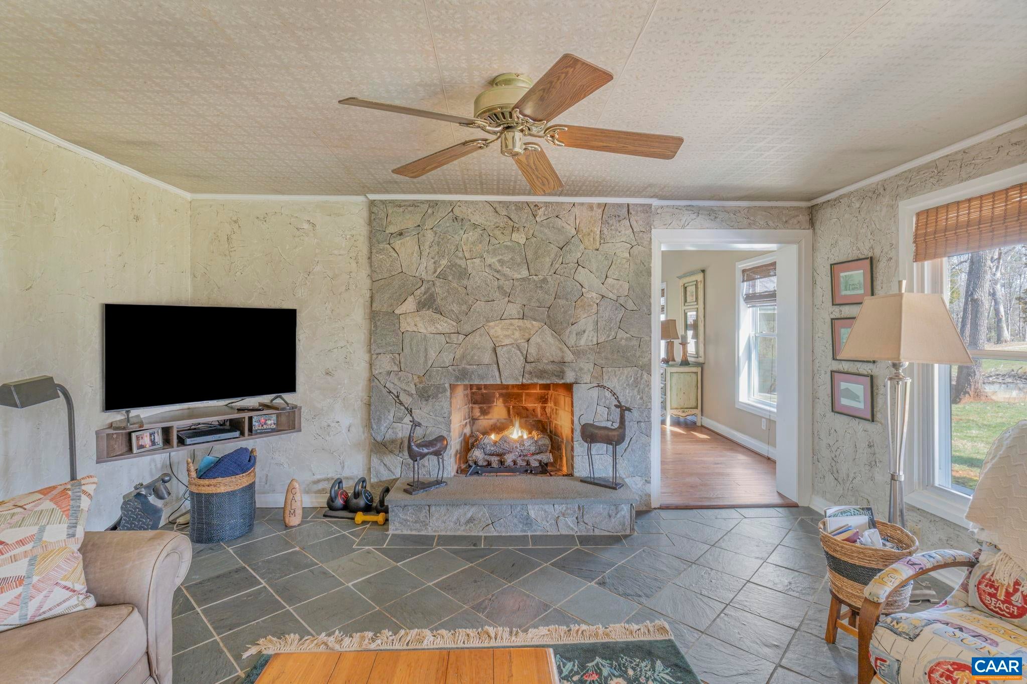 1353 Banton Shop Rd, Dillwyn, VA, 23936, USA, 4 Bedrooms Bedrooms, ,3 BathroomsBathrooms,Residential,Active,1353 Banton Shop Rd,662027