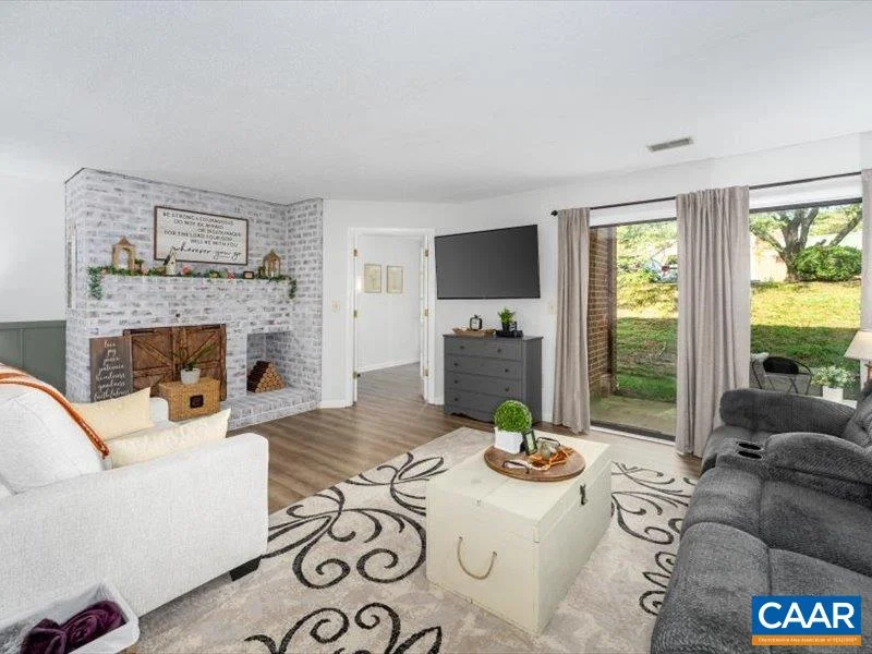 136 Green Turtle Ln Unit 3