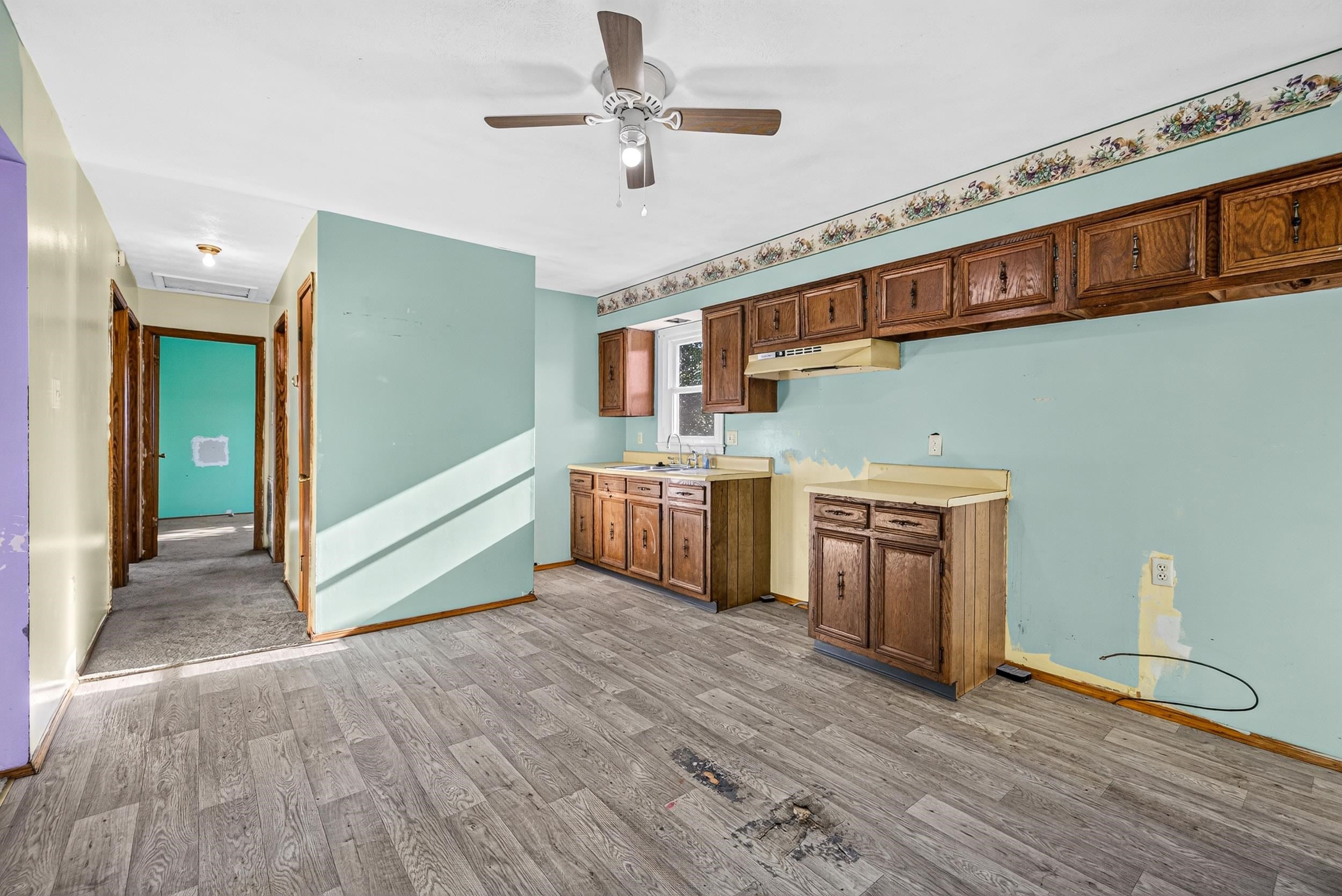 15502 FORESTVILLE RD