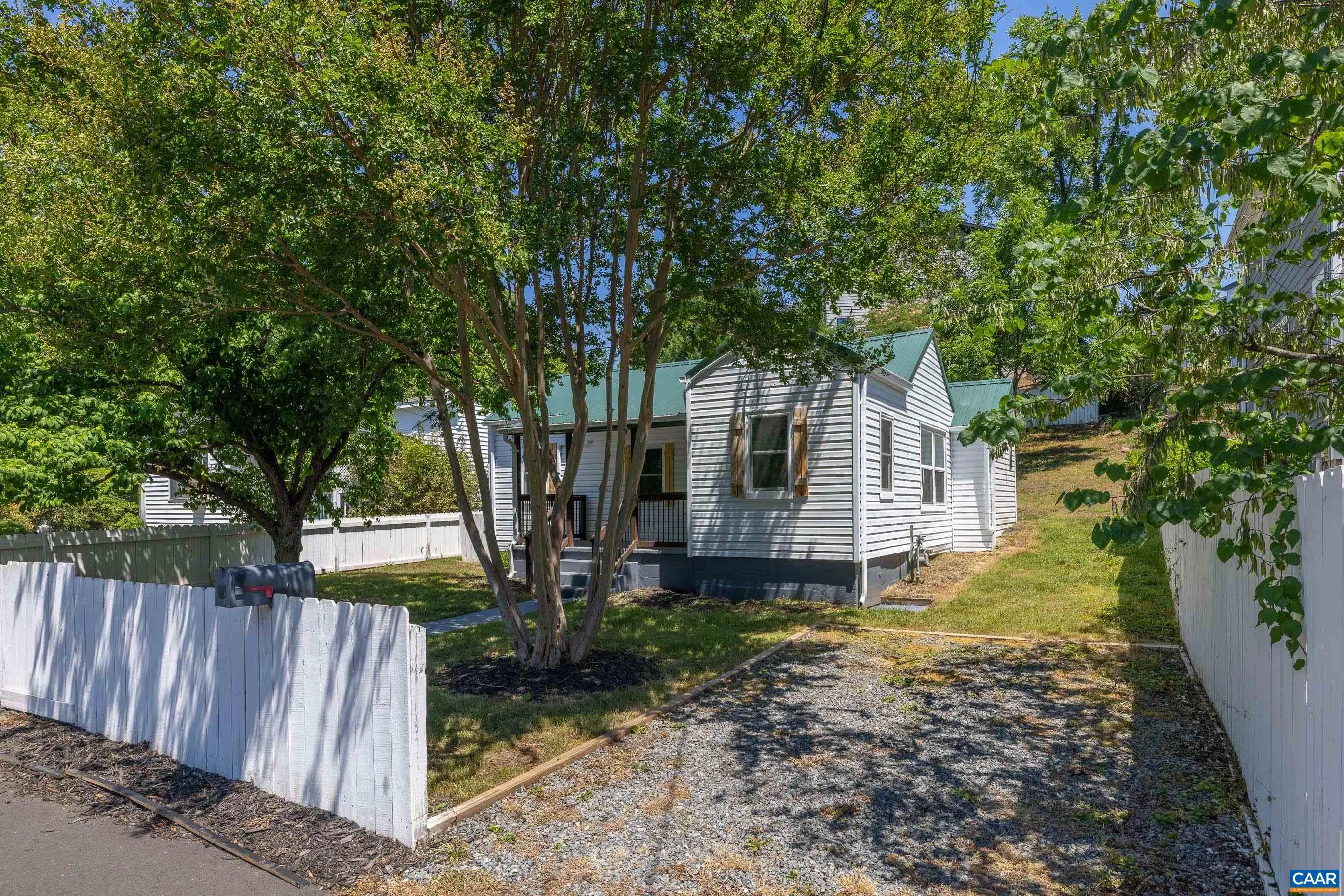 419 Quarry Rd