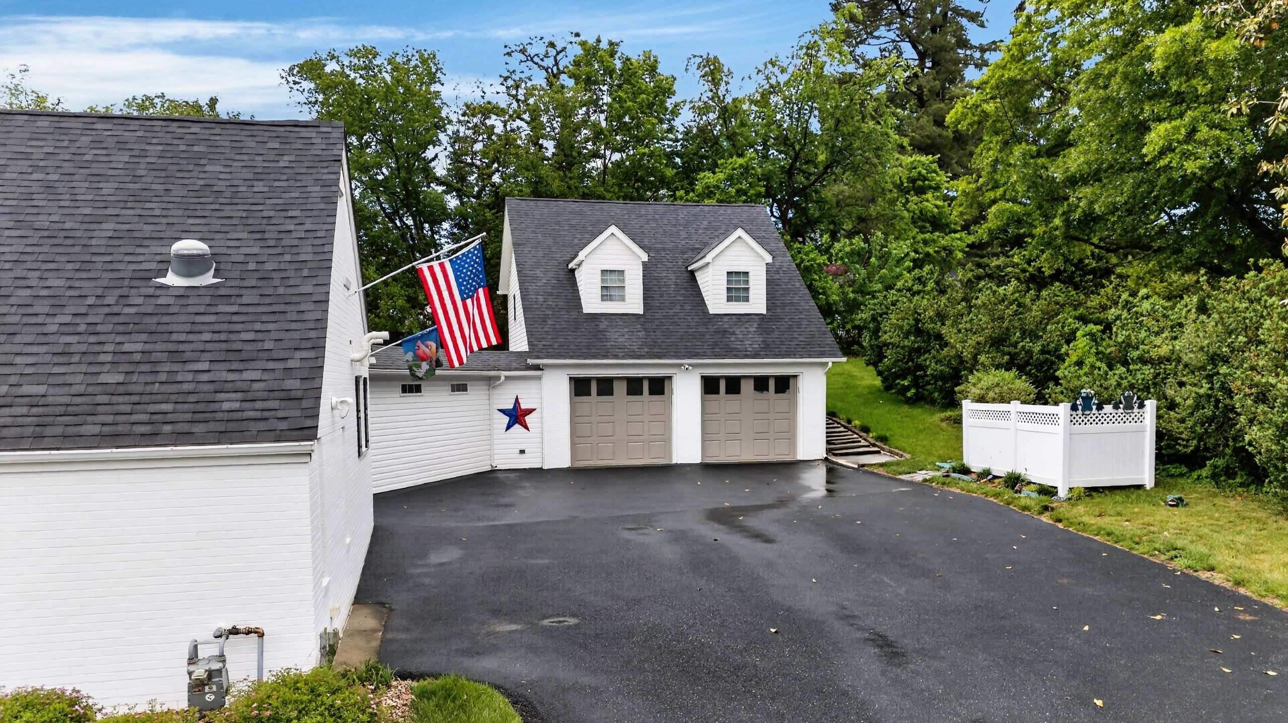 1204 WESTMORELAND DR