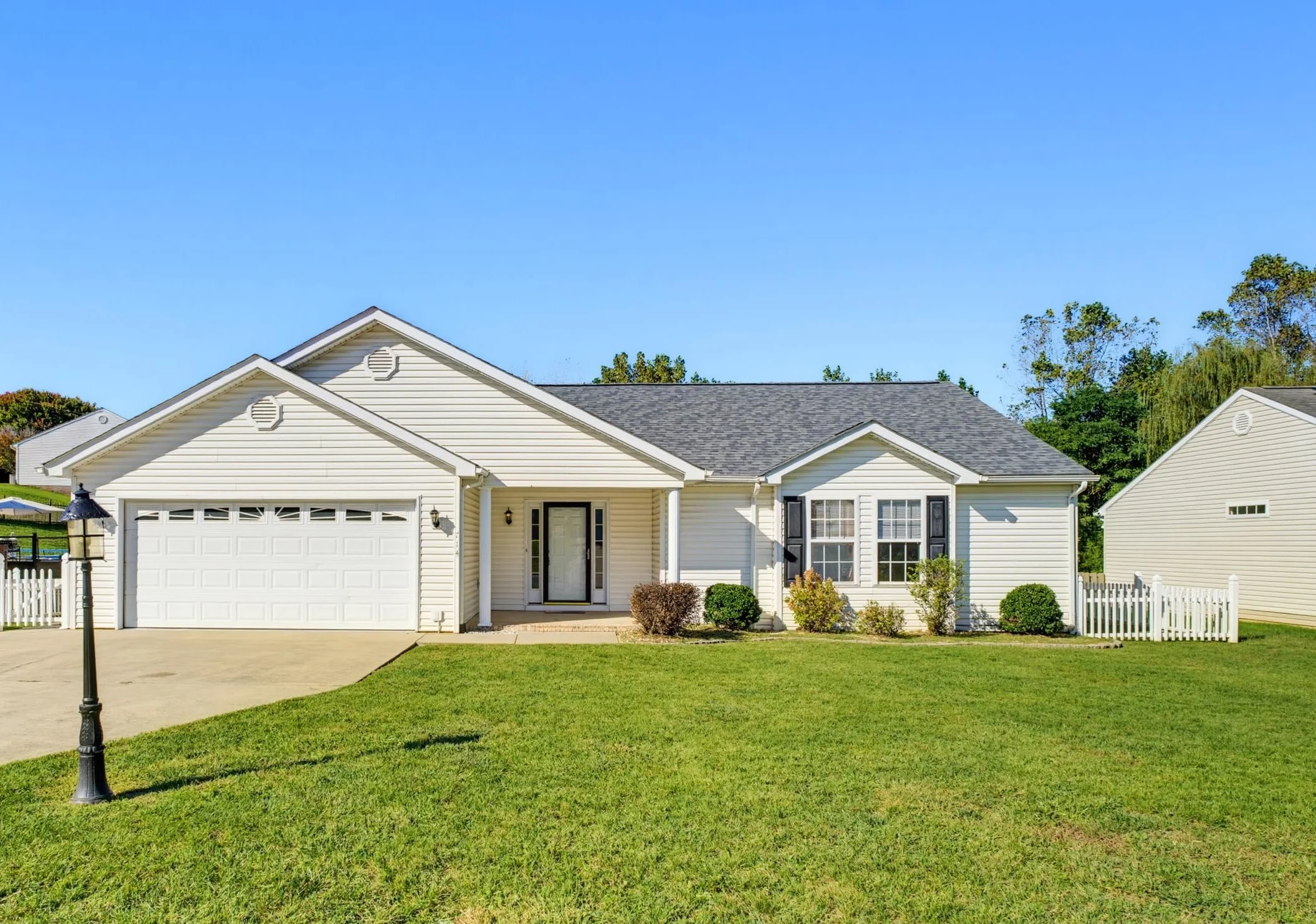 714 Ritchie Blvd