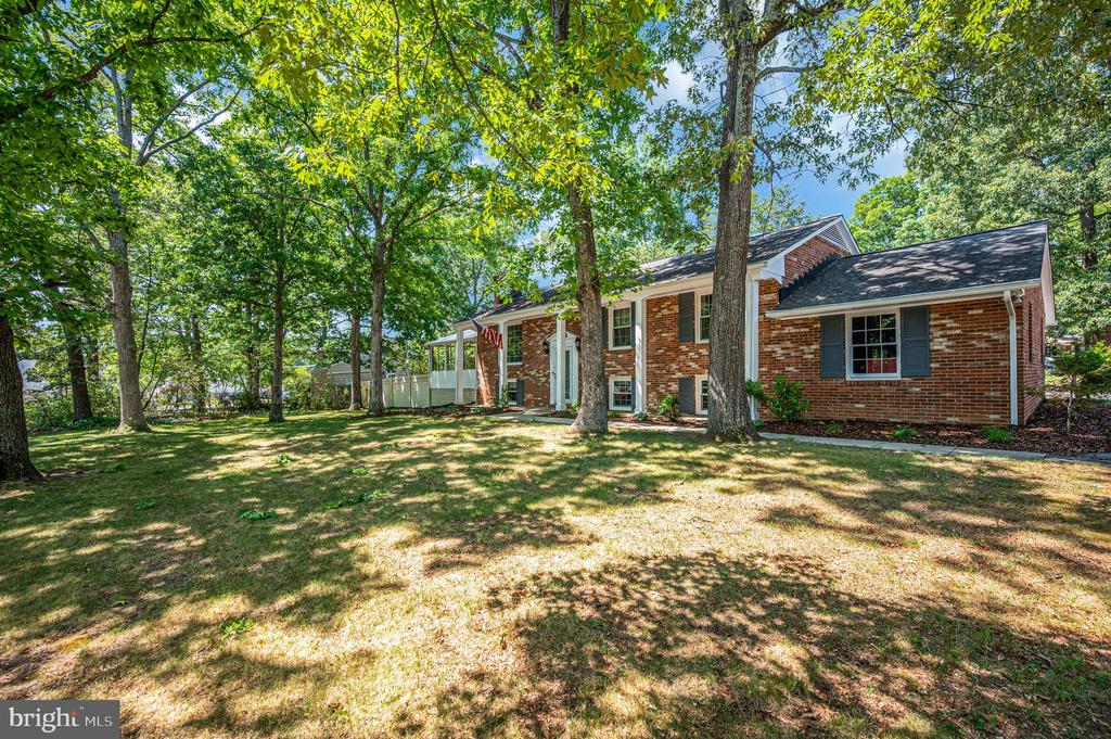 4212 ROSEMONT LN