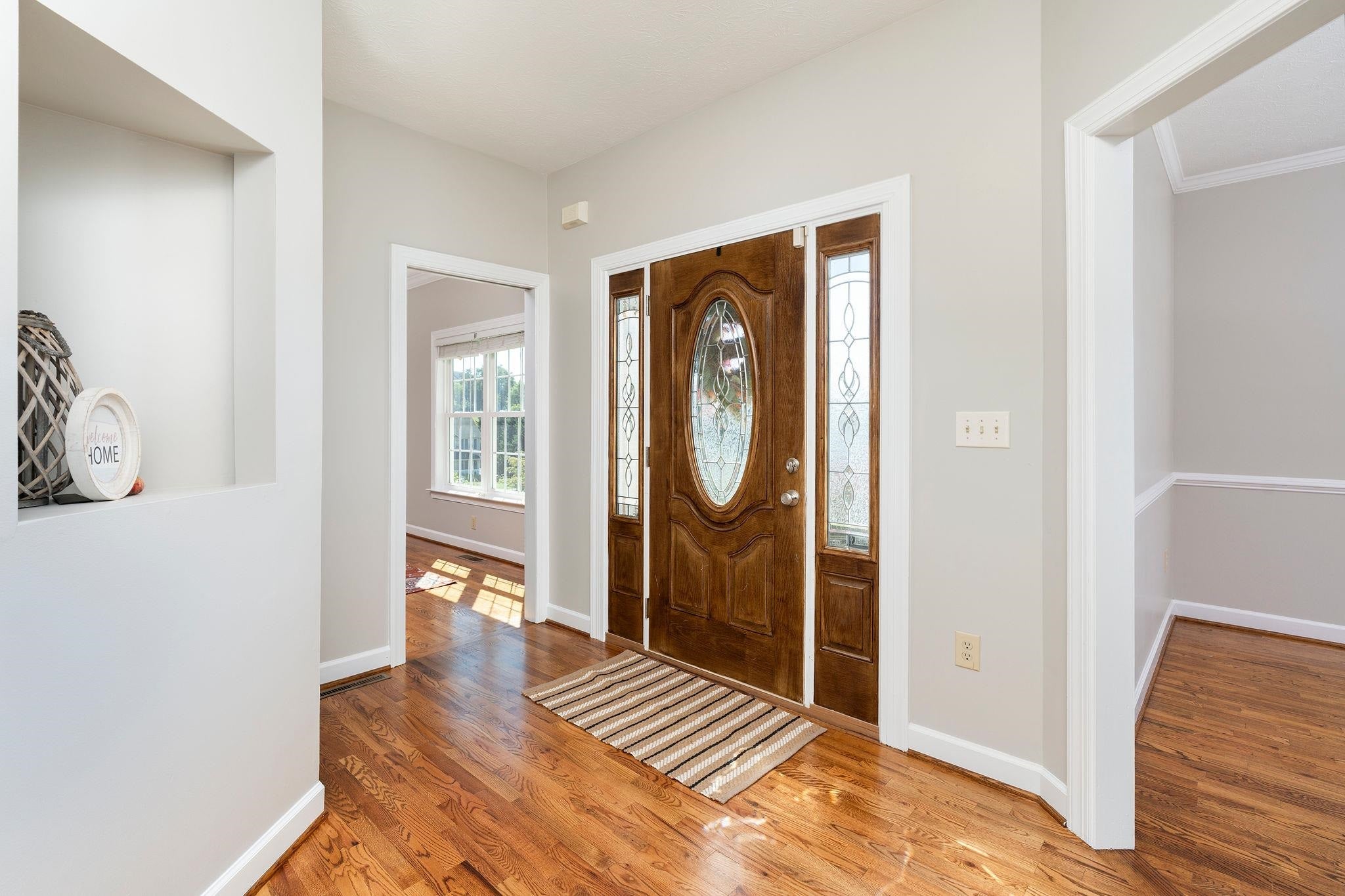 15 WINDSOR DR