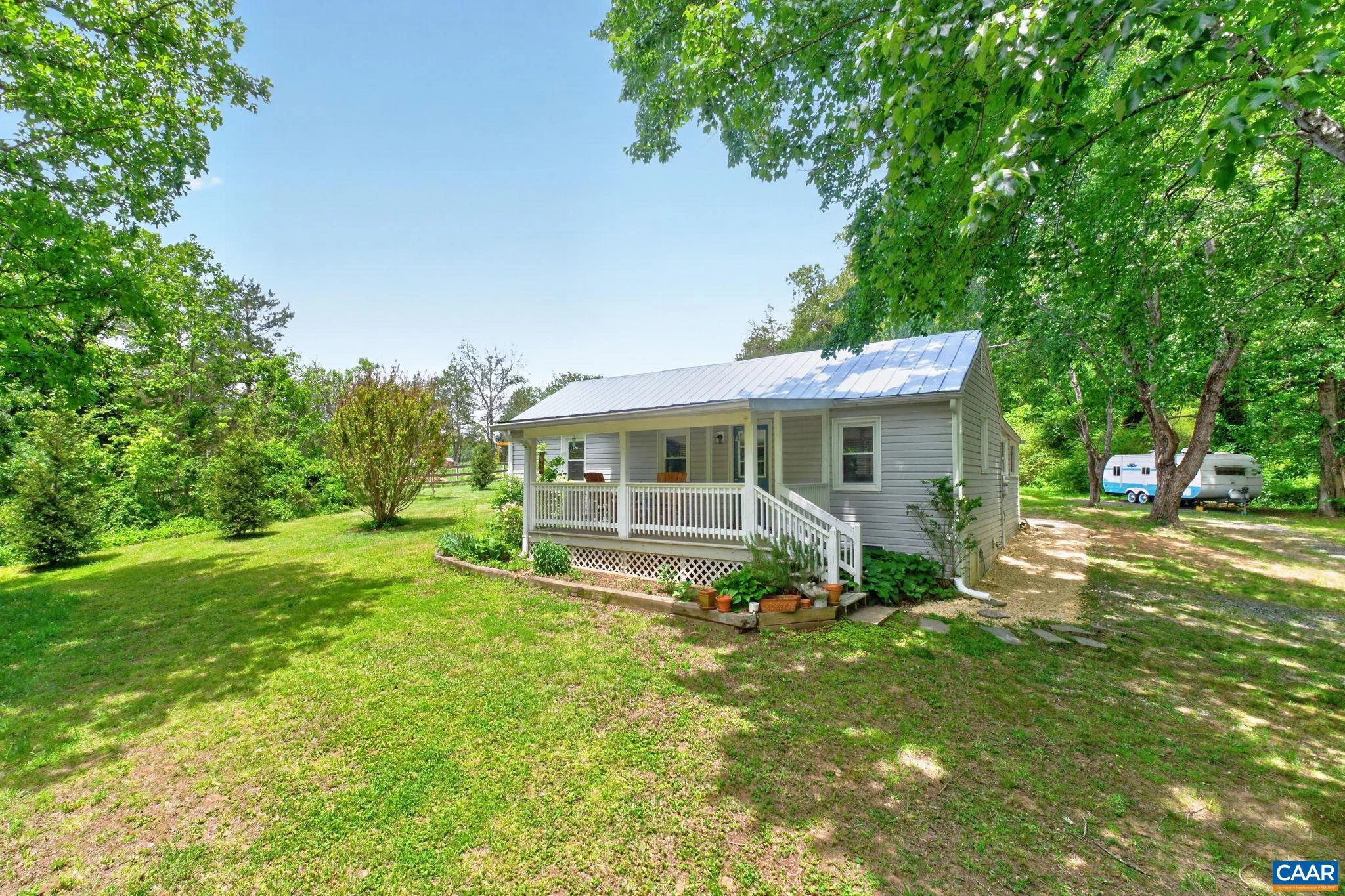 3867 Rolling Rd
