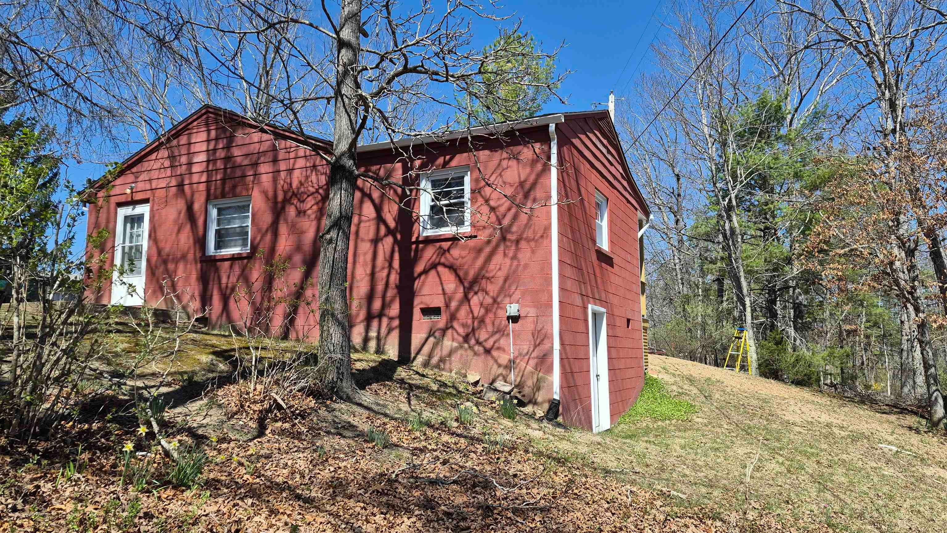 211 WATERTANK RD