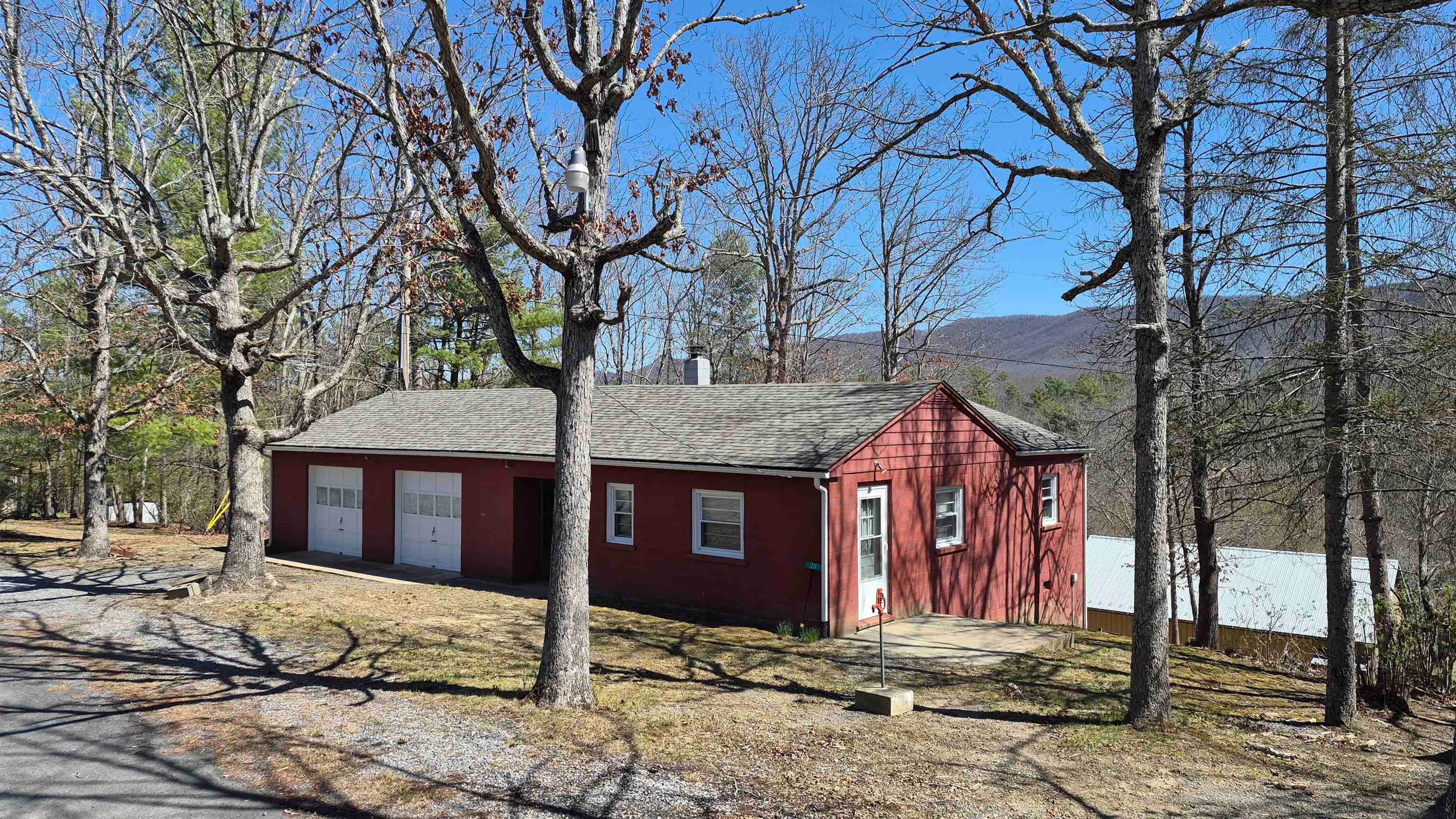 211 WATERTANK RD