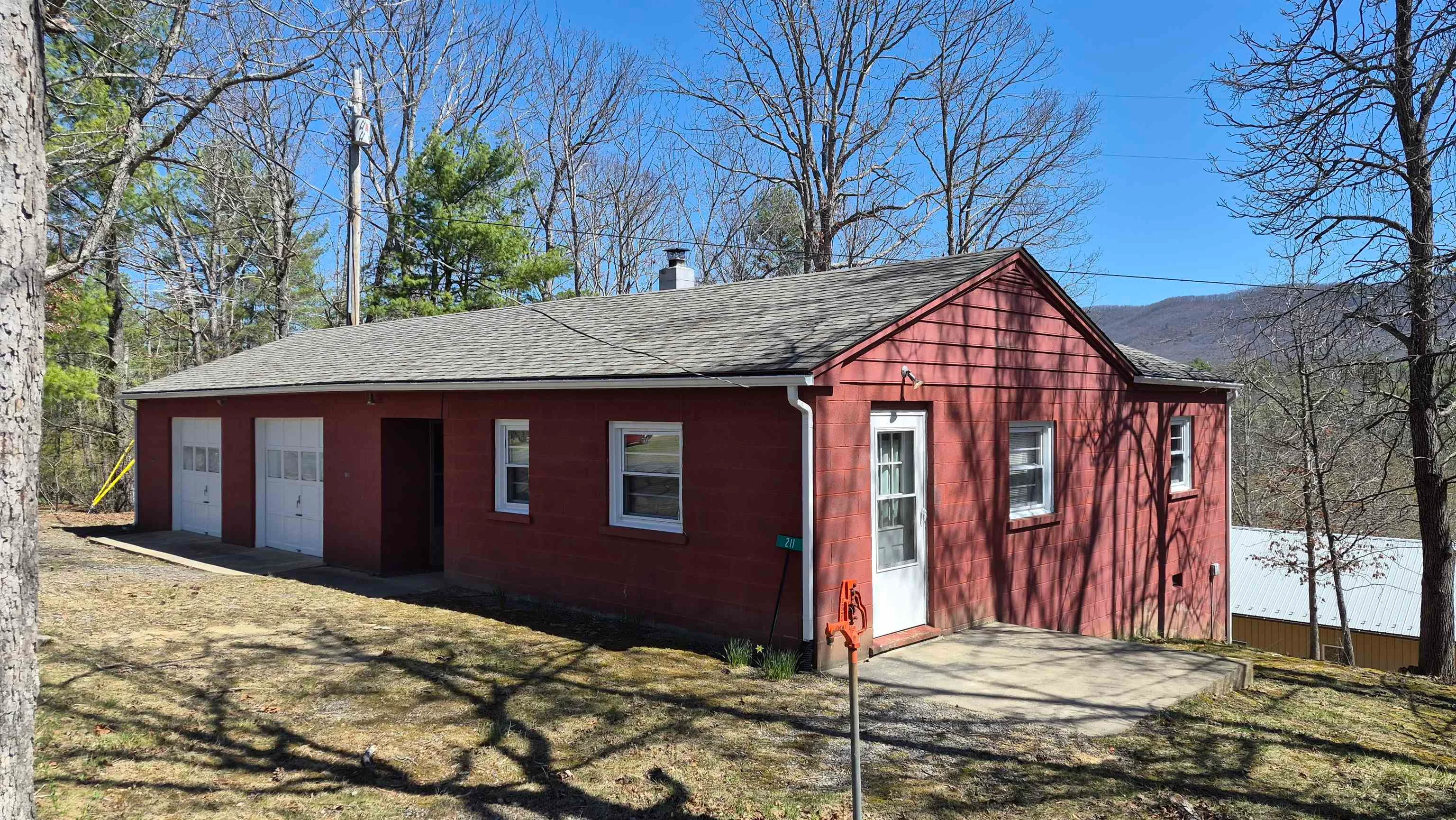 211 Watertank Rd, Millboro, VA, 24460
