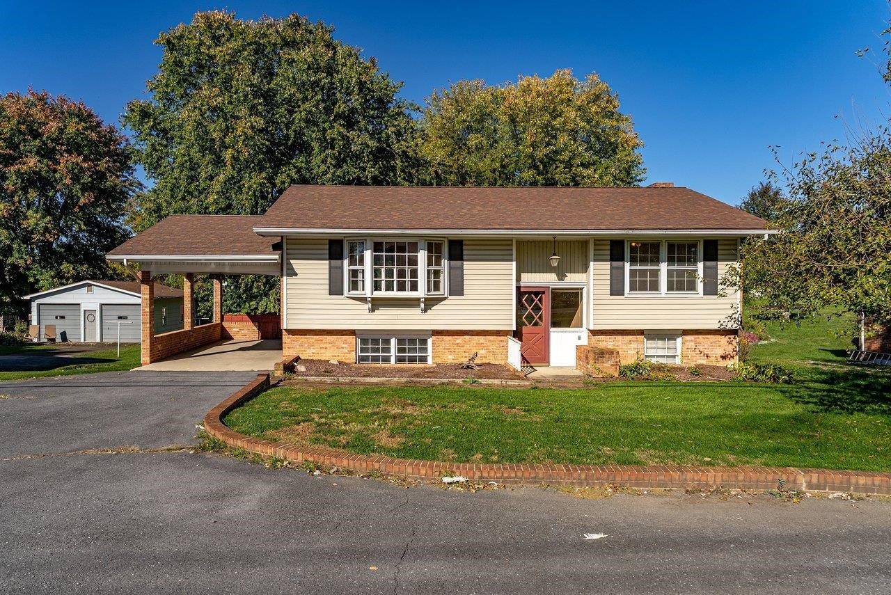5976 RAWLEY PIKE