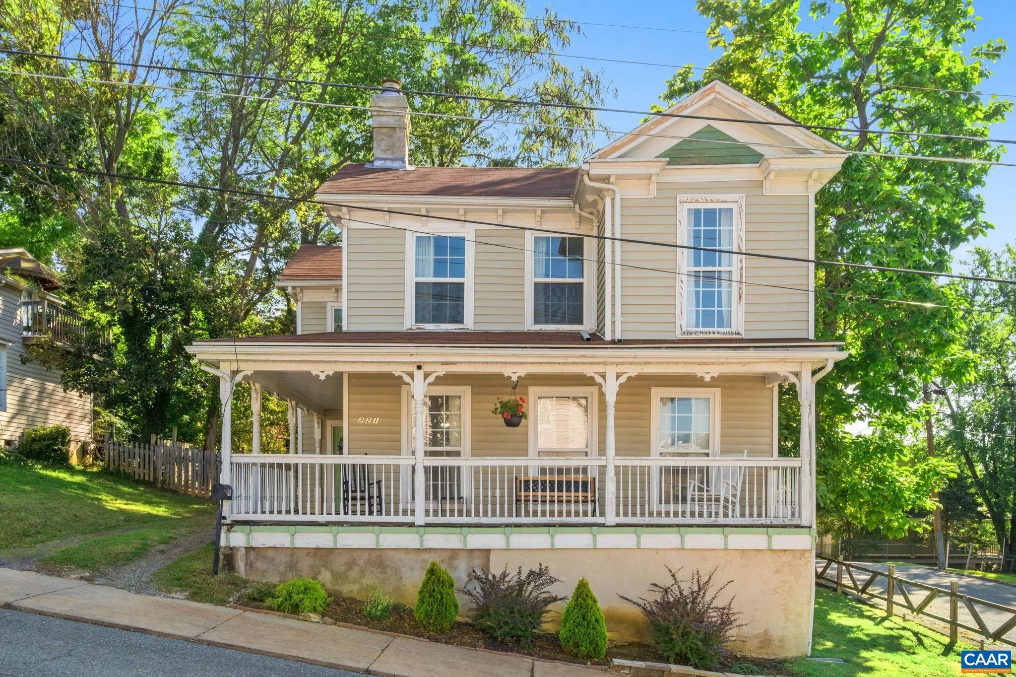 221 Reservoir St