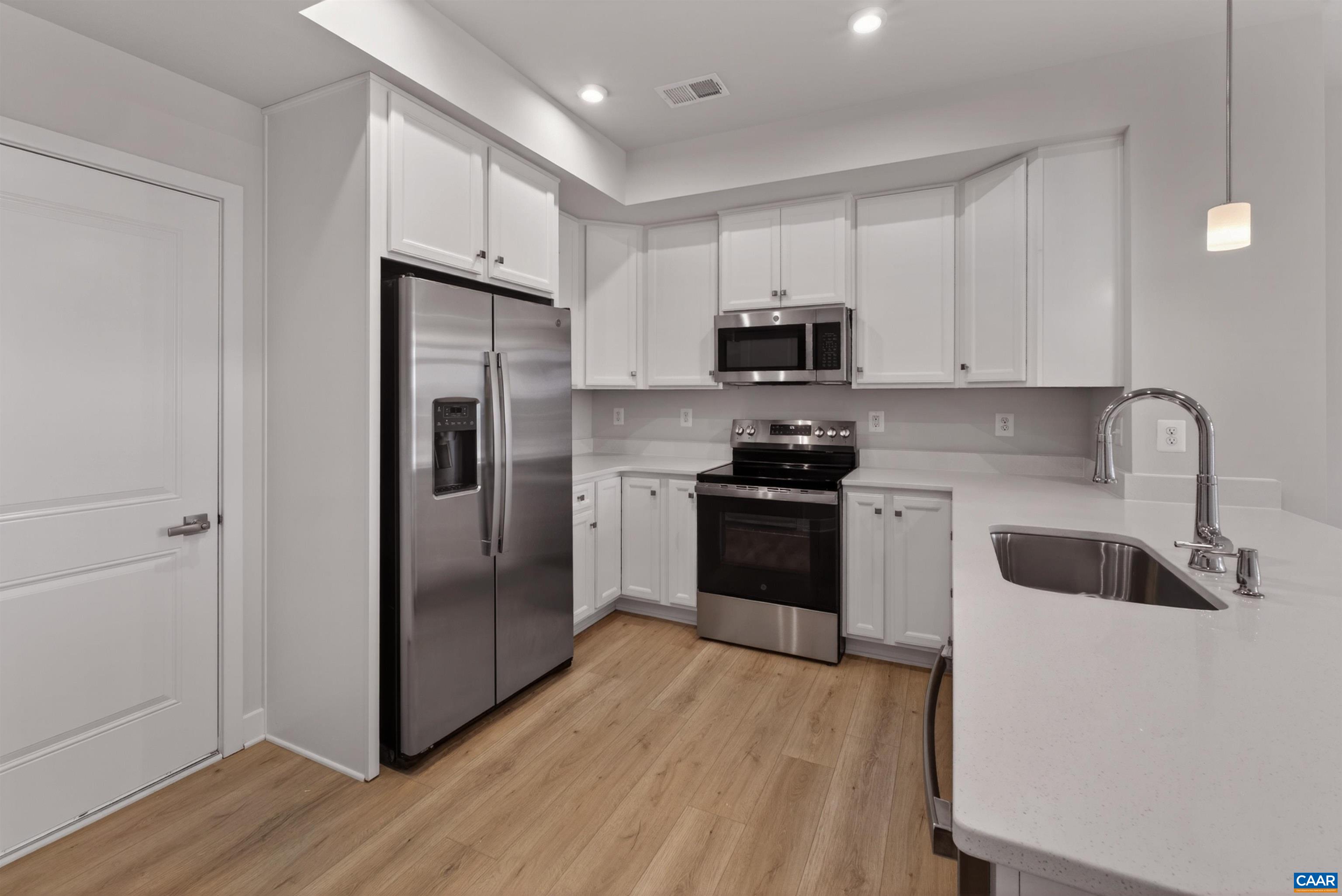 4068A PERSEUS LN