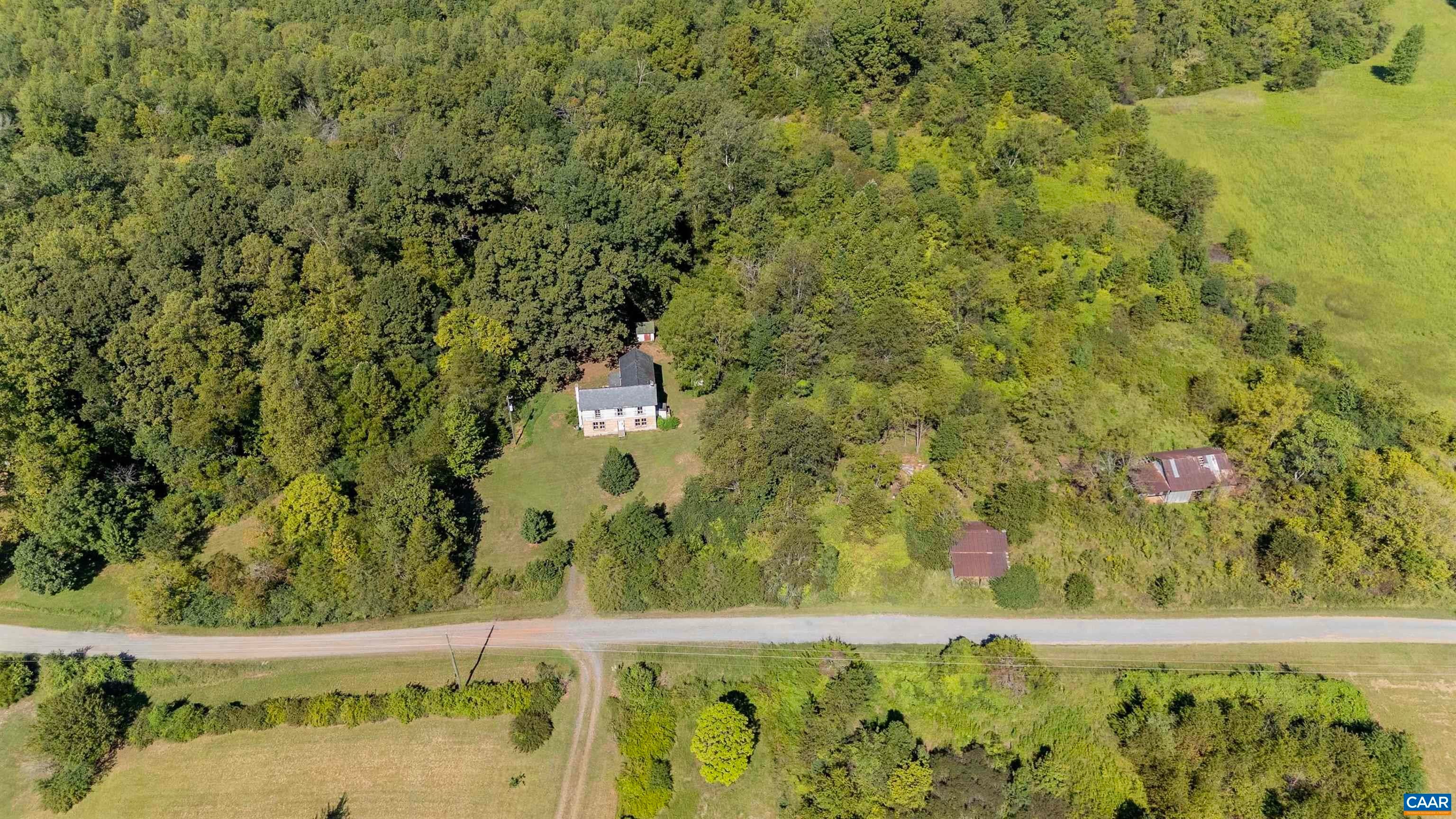 155 ROACHS LN