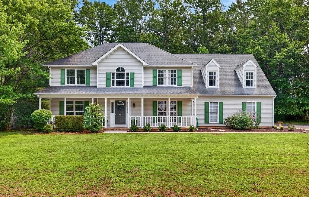 310 Arrowhead Ln, Stuarts Draft, VA, 24477