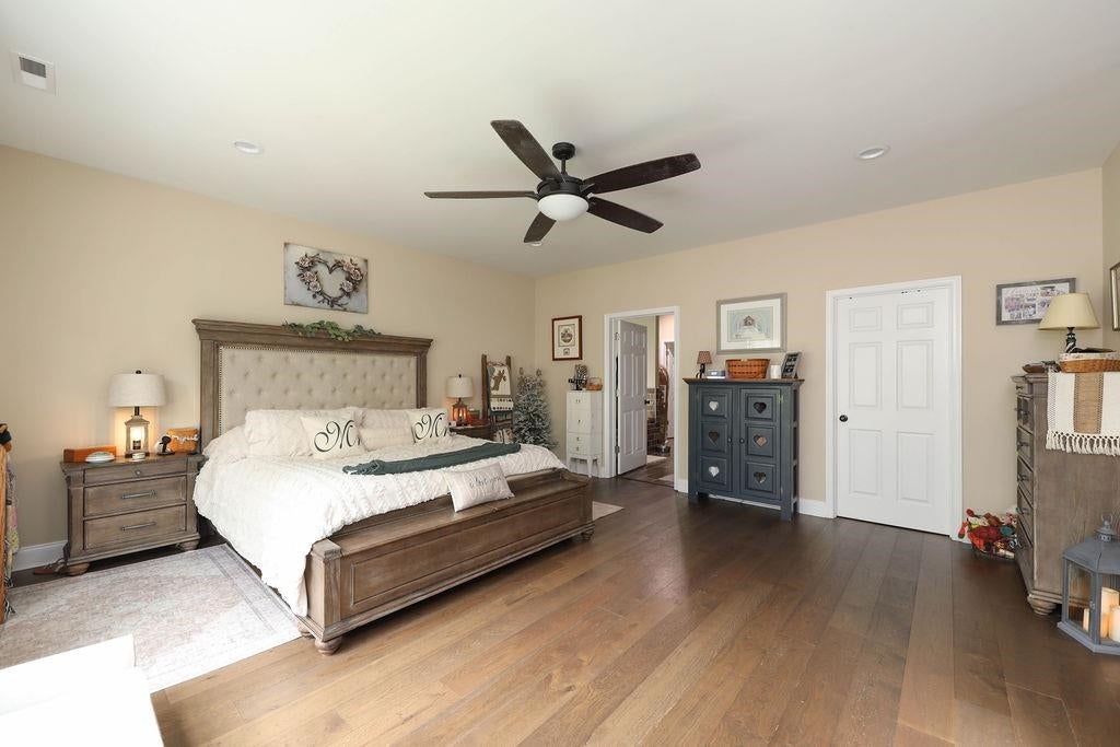 1 RED DEER PL